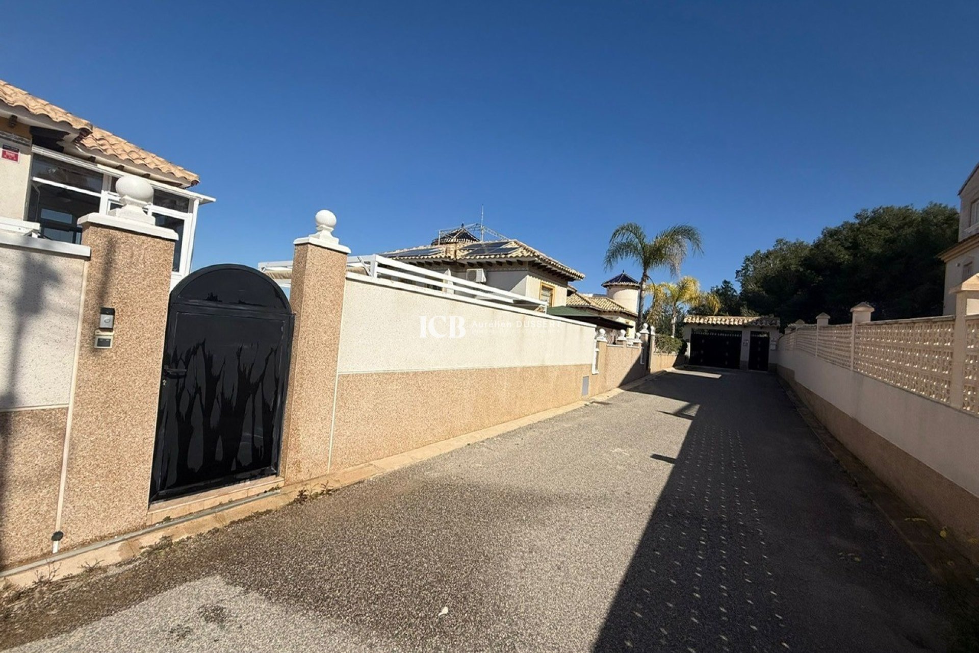 Resale - Detached house -
Orihuela Costa - Villamartín
