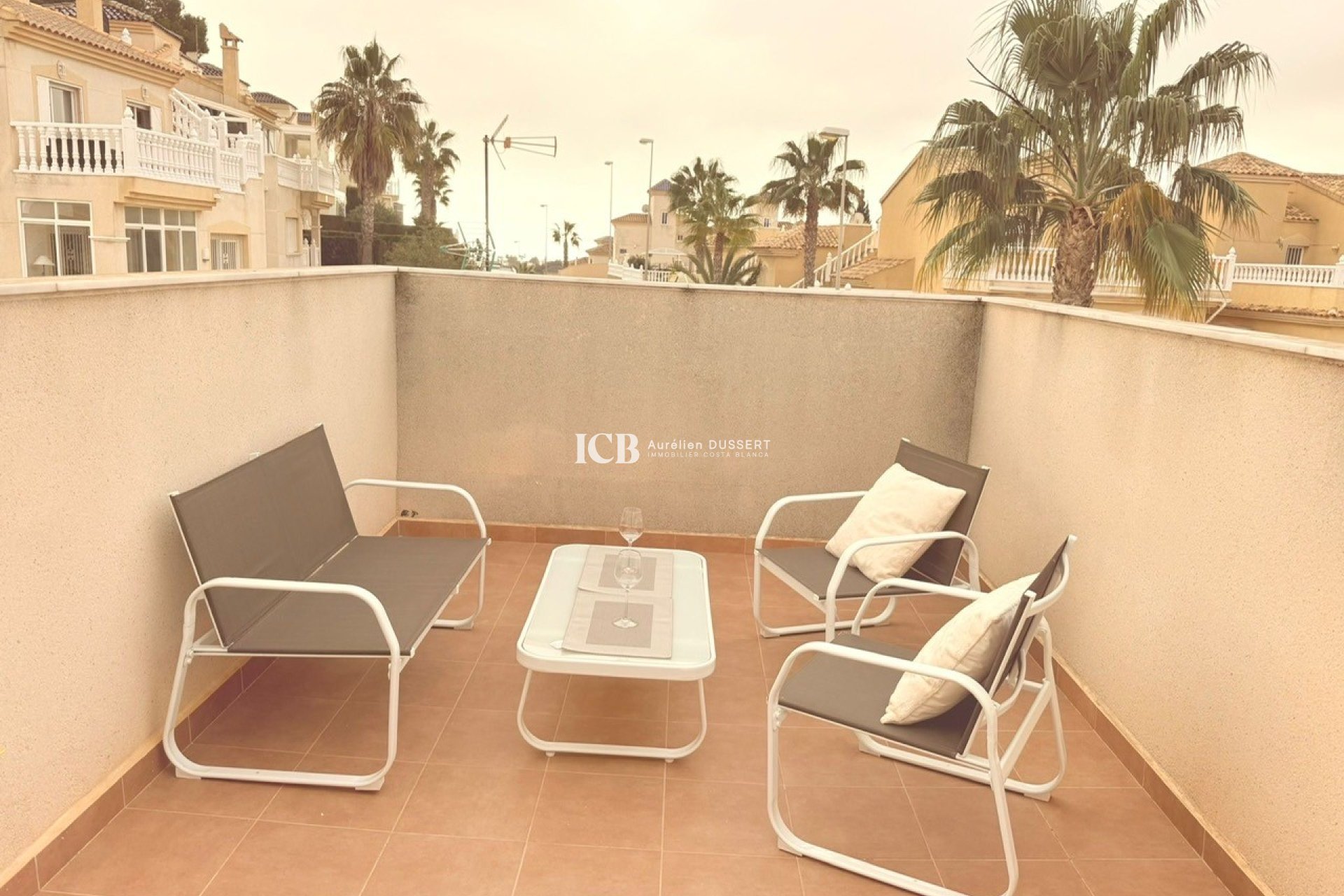 Resale - Detached house -
Orihuela Costa - Villamartín
