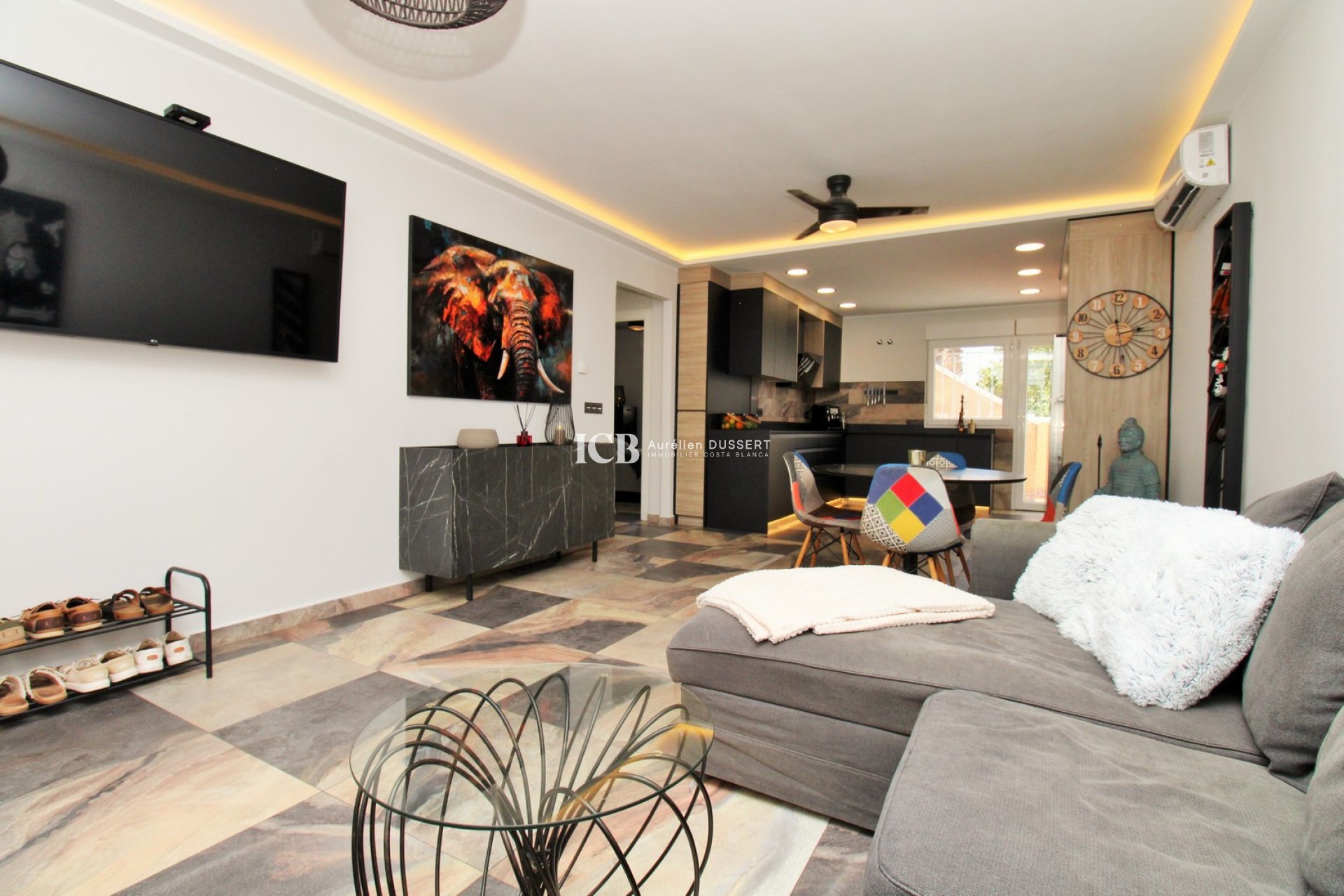 Resale - Detached house -
Orihuela Costa - Villamartín
