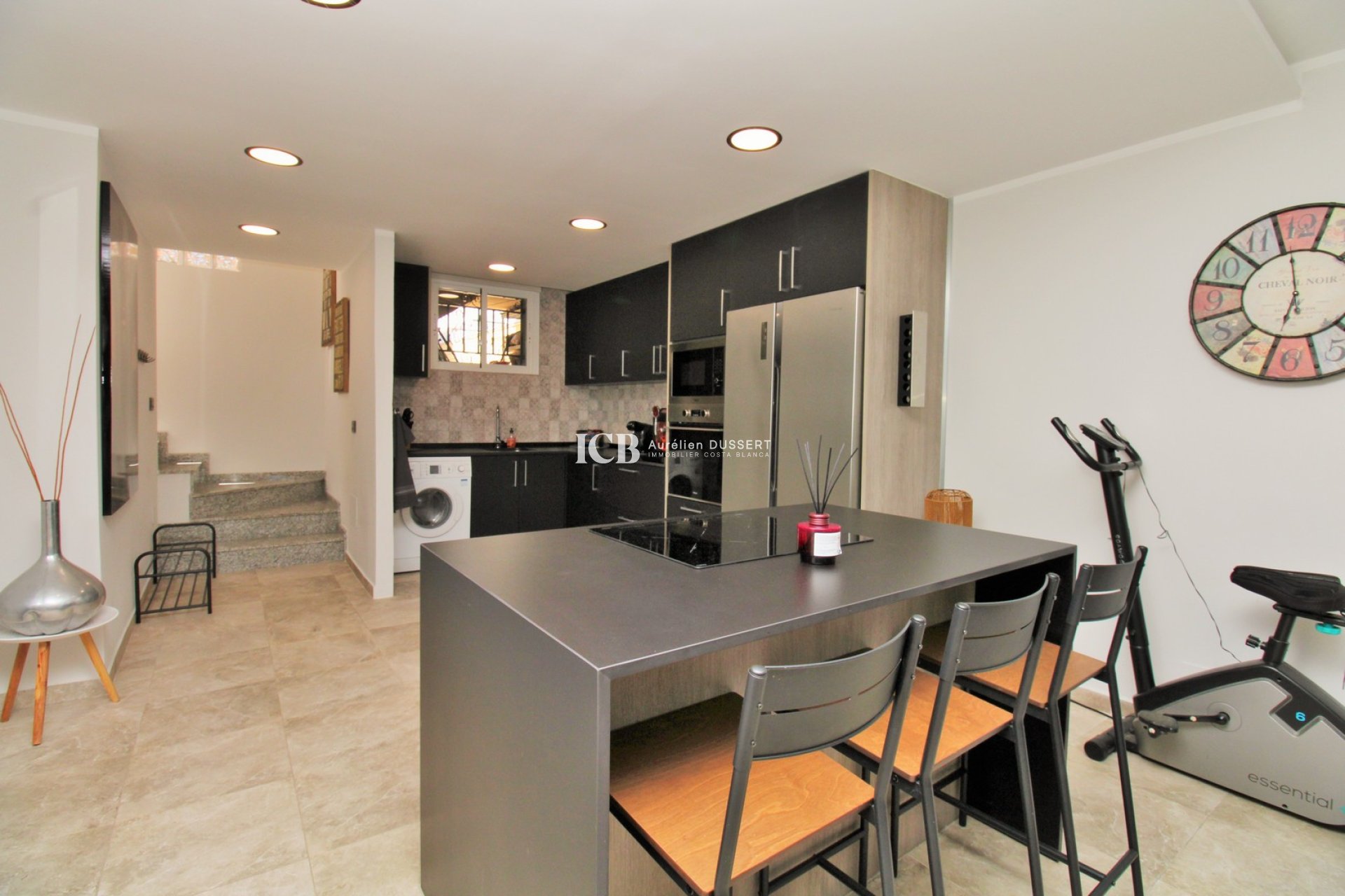 Resale - Detached house -
Orihuela Costa - Villamartín