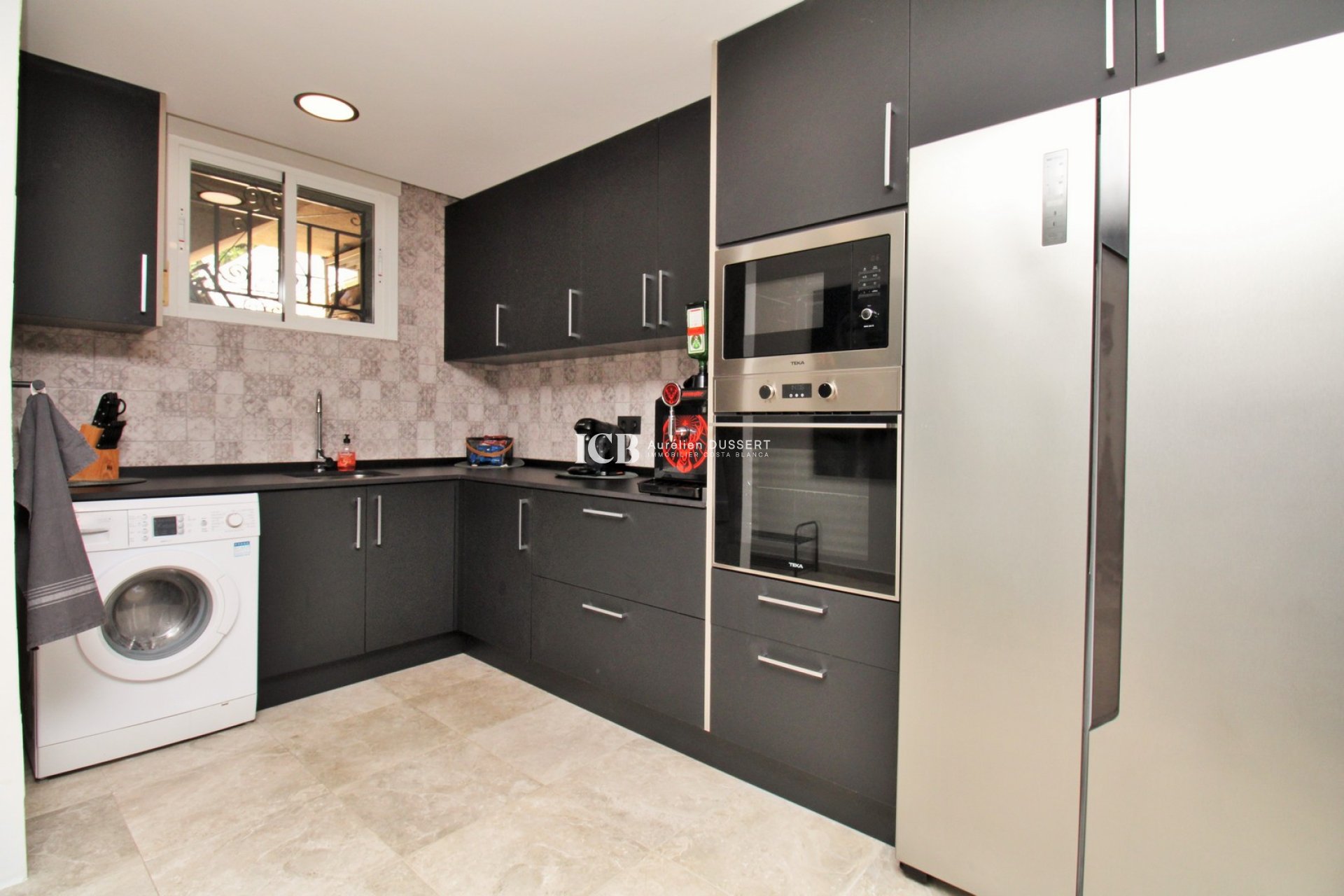 Resale - Detached house -
Orihuela Costa - Villamartín
