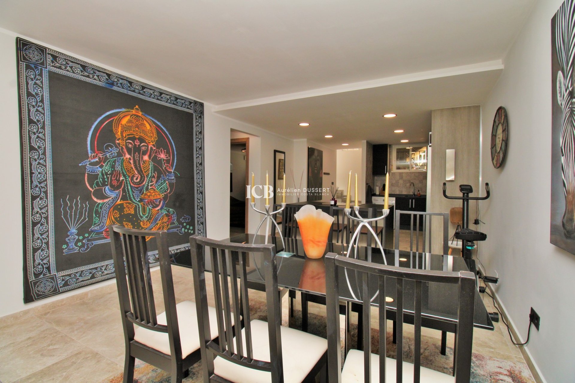 Resale - Detached house -
Orihuela Costa - Villamartín