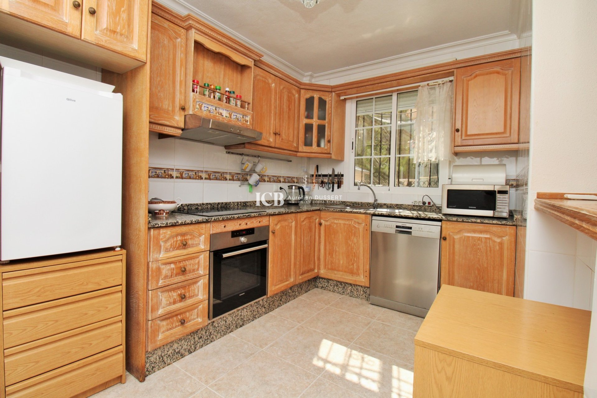 Resale - Detached house -
Orihuela Costa - Villamartín
