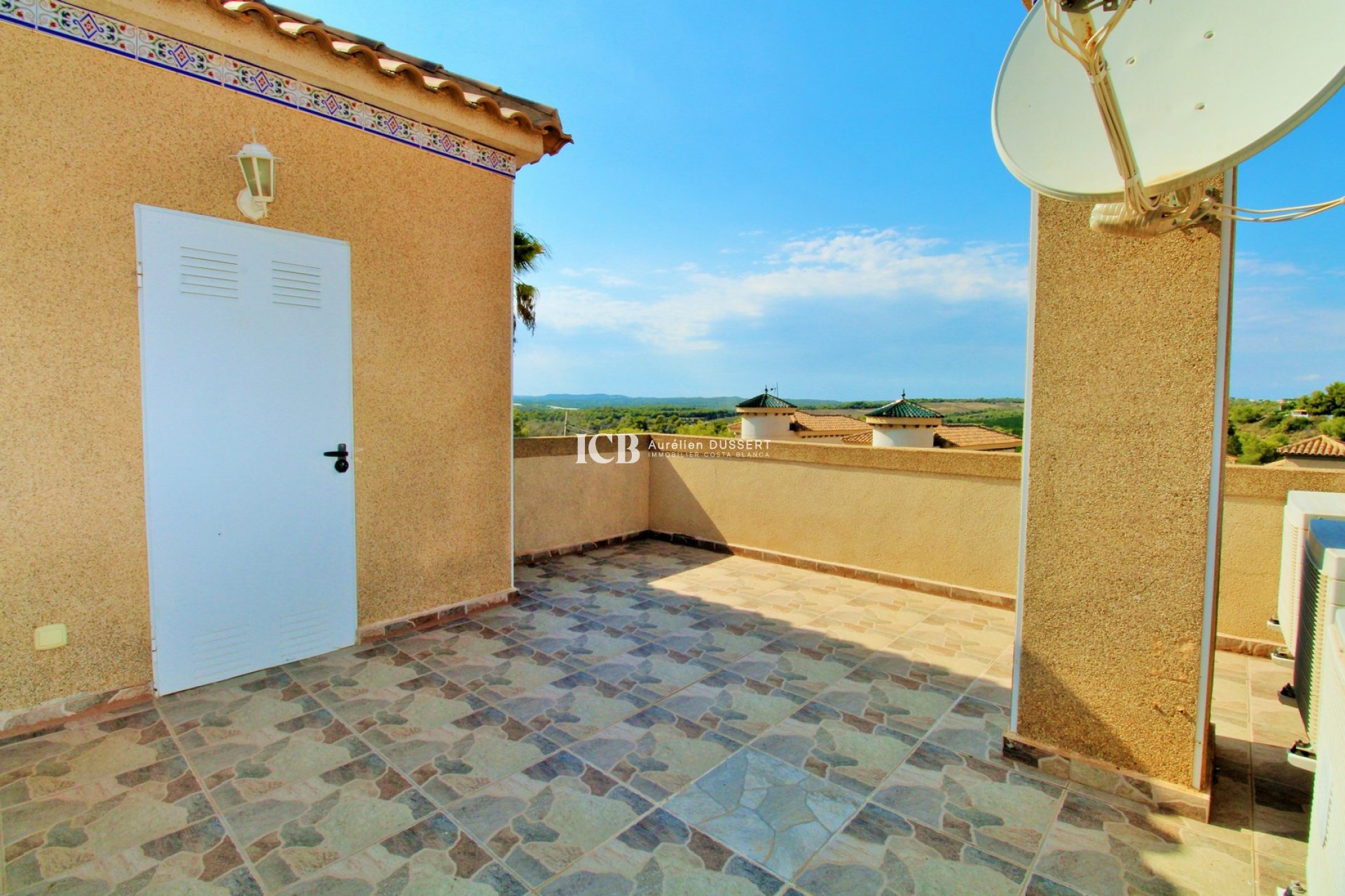 Resale - Detached house -
Orihuela Costa - Villamartín