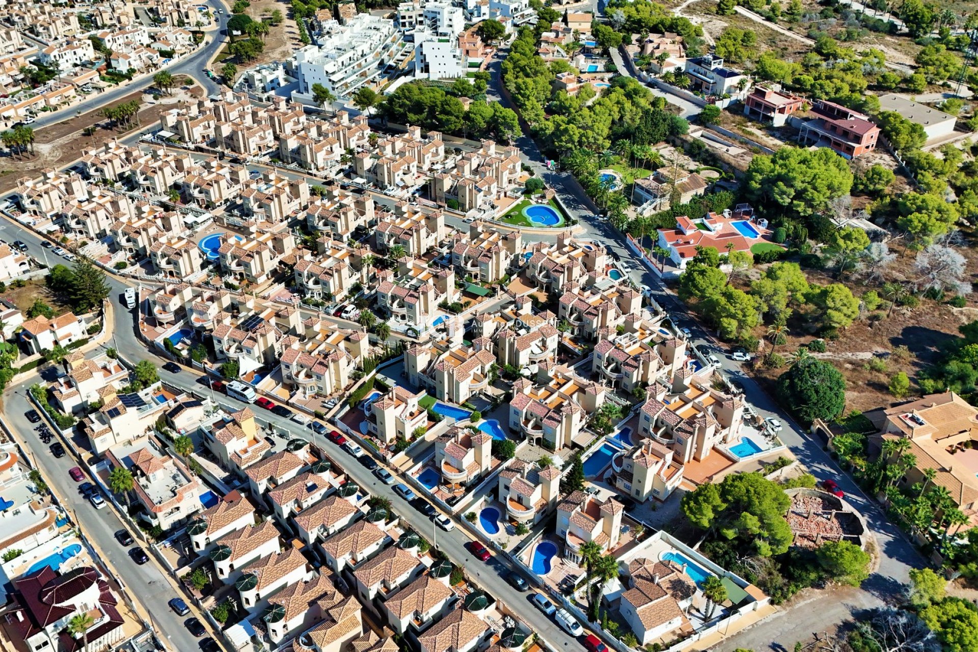 Resale - Detached house -
Orihuela Costa - Villamartín
