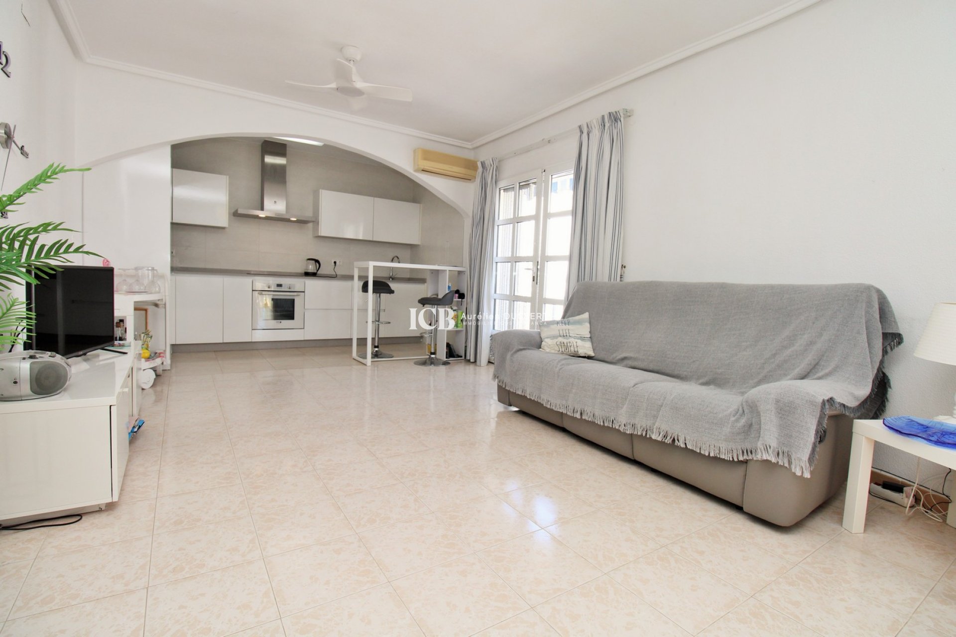 Resale - Detached house -
Orihuela Costa - Villamartín