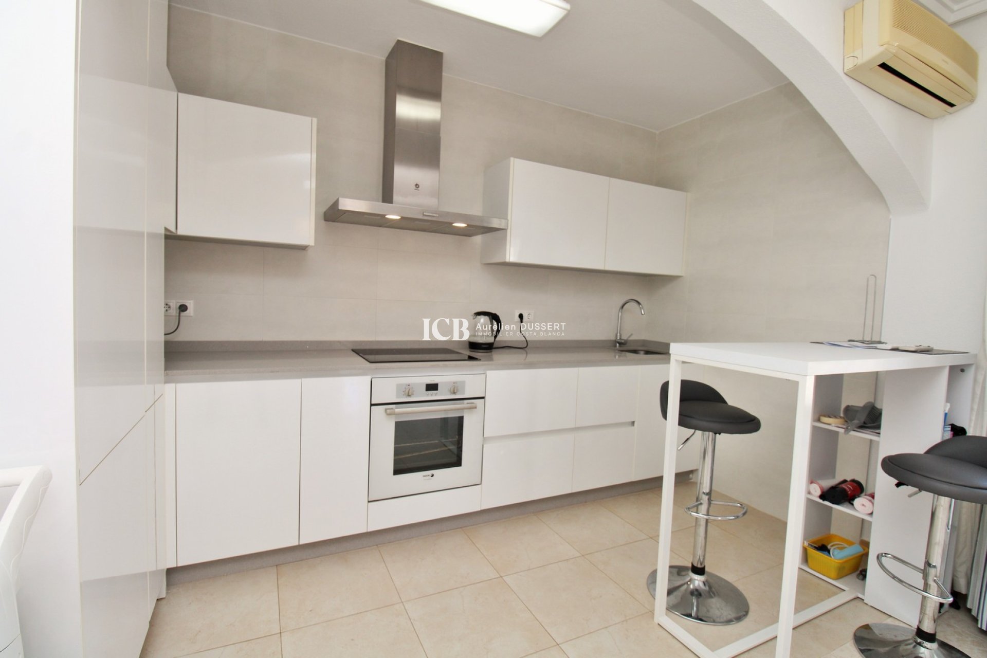 Resale - Detached house -
Orihuela Costa - Villamartín