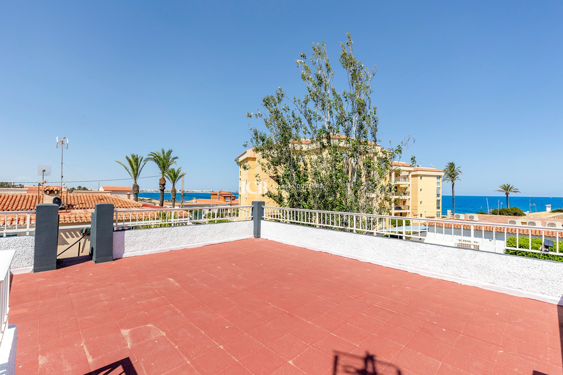 Resale - Detached house -
Punta Prima - Torrevieja