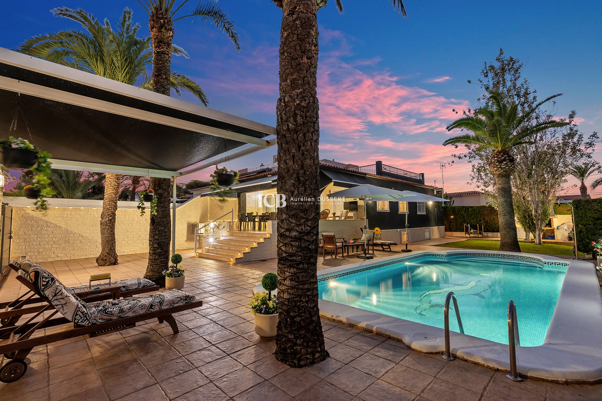 Resale - Detached house -
Punta Prima - Torrevieja