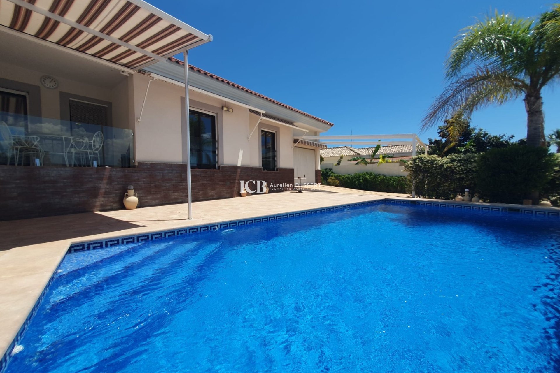 Resale - Detached house -
San Fulgencio - urb.la marina