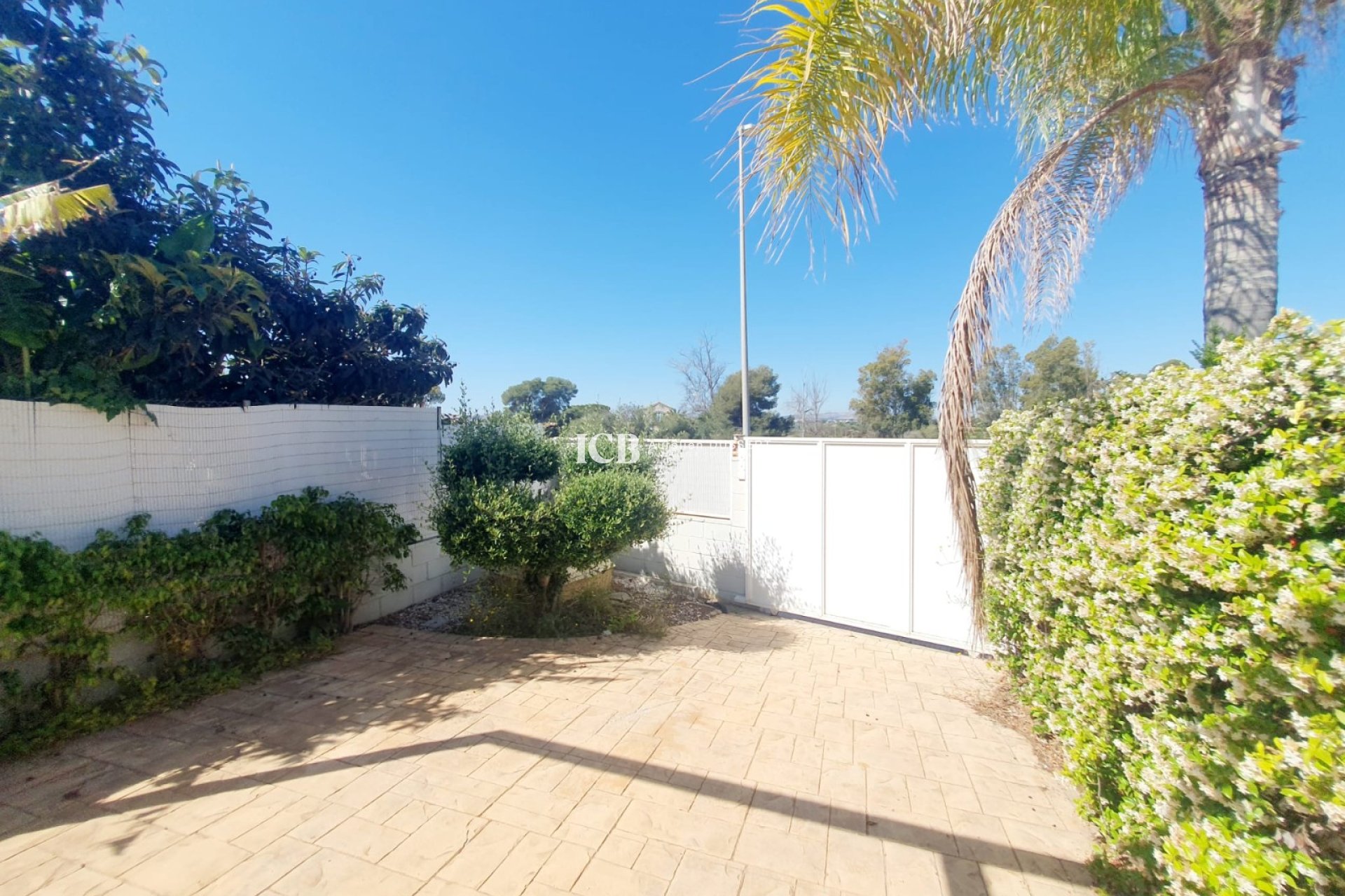 Resale - Detached house -
San Fulgencio - urb.la marina