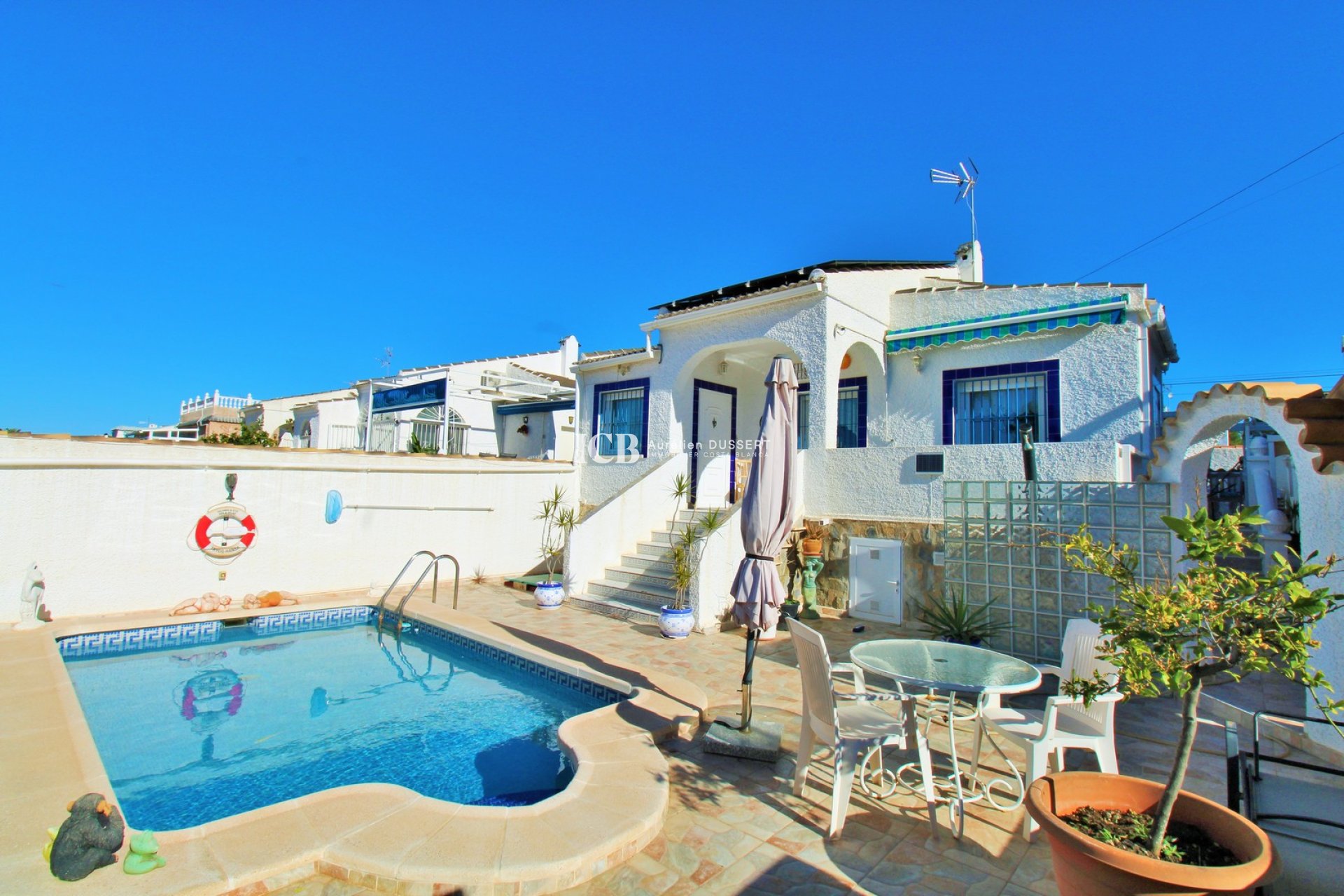 Resale - Detached house -
Torrevieja - El chaparral