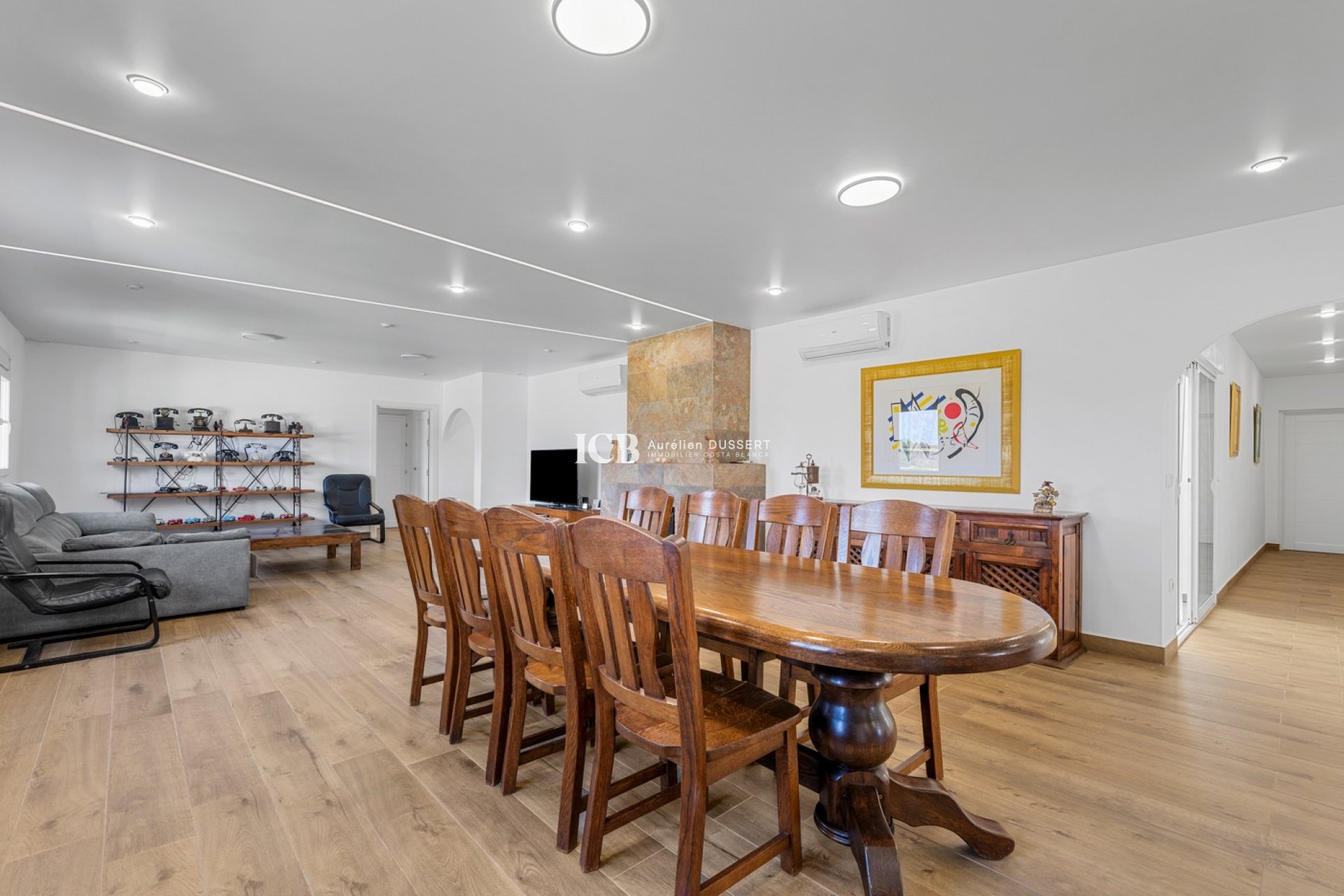 Resale - Finca -
Los Montesinos