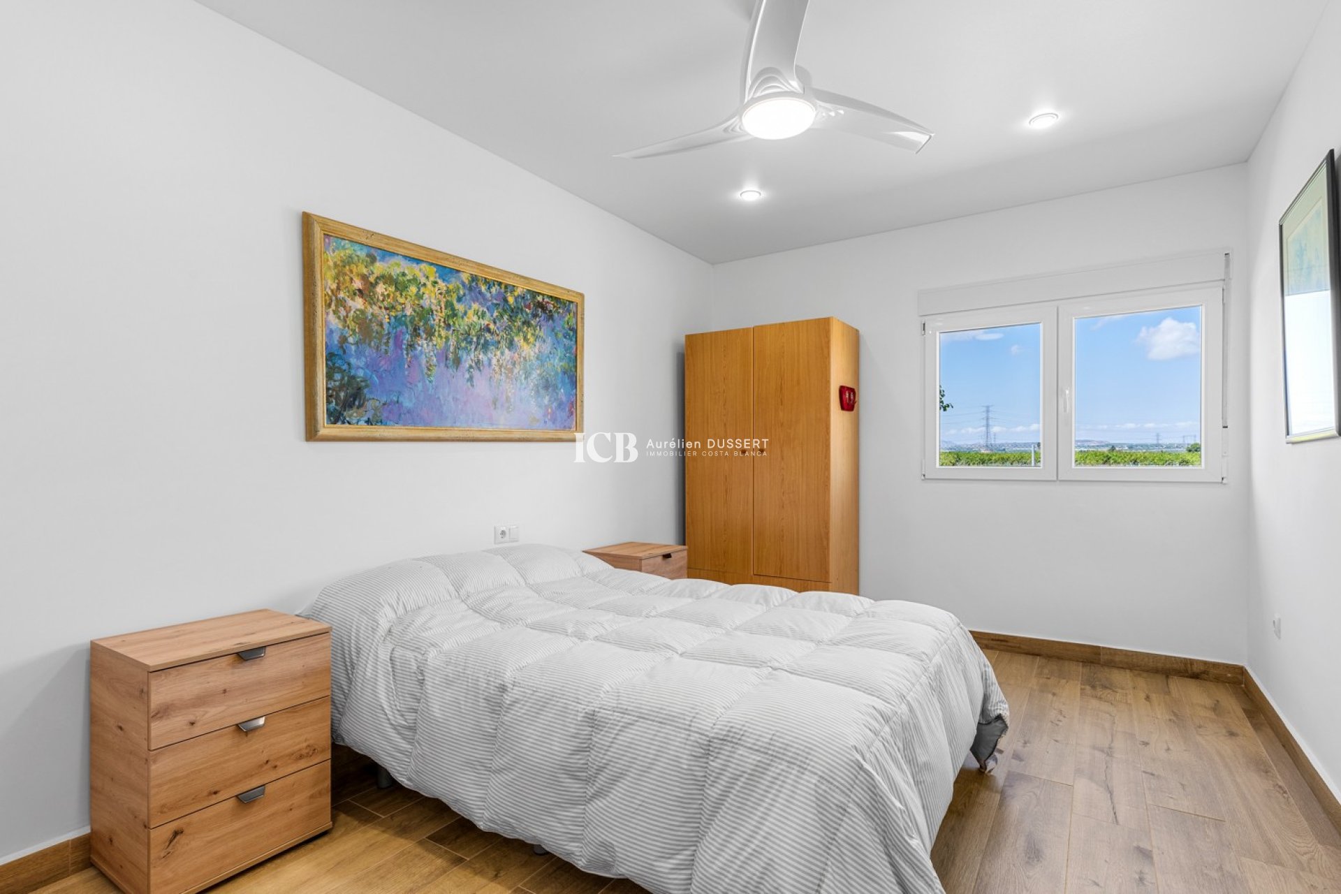 Resale - Finca -
Los Montesinos