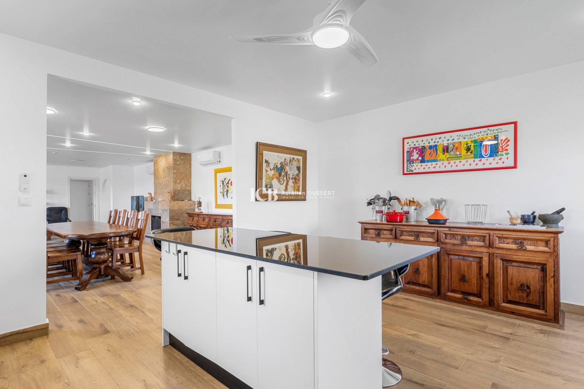 Resale - Finca -
Los Montesinos