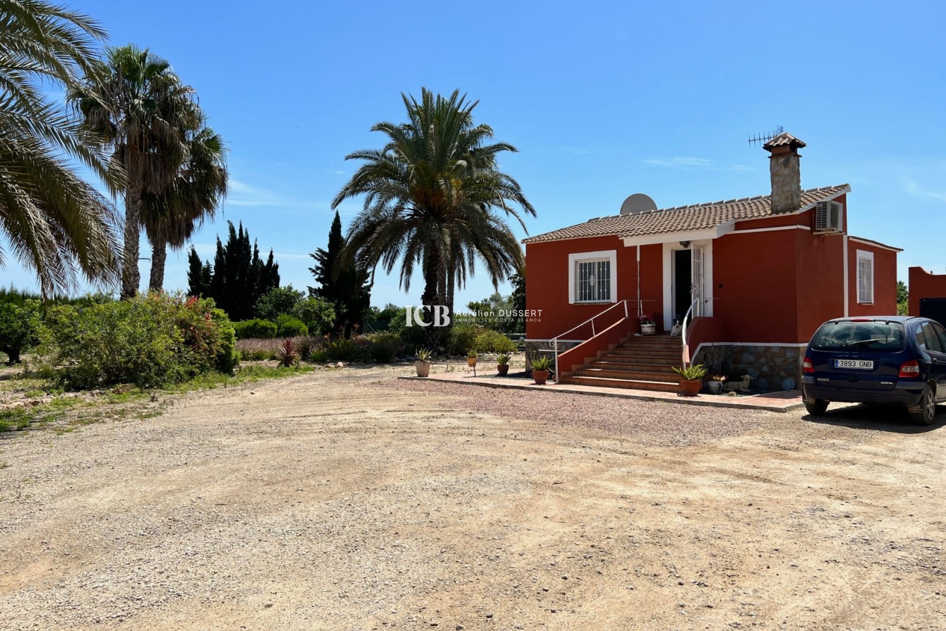 Resale - Finca -
San Miguel de Salinas