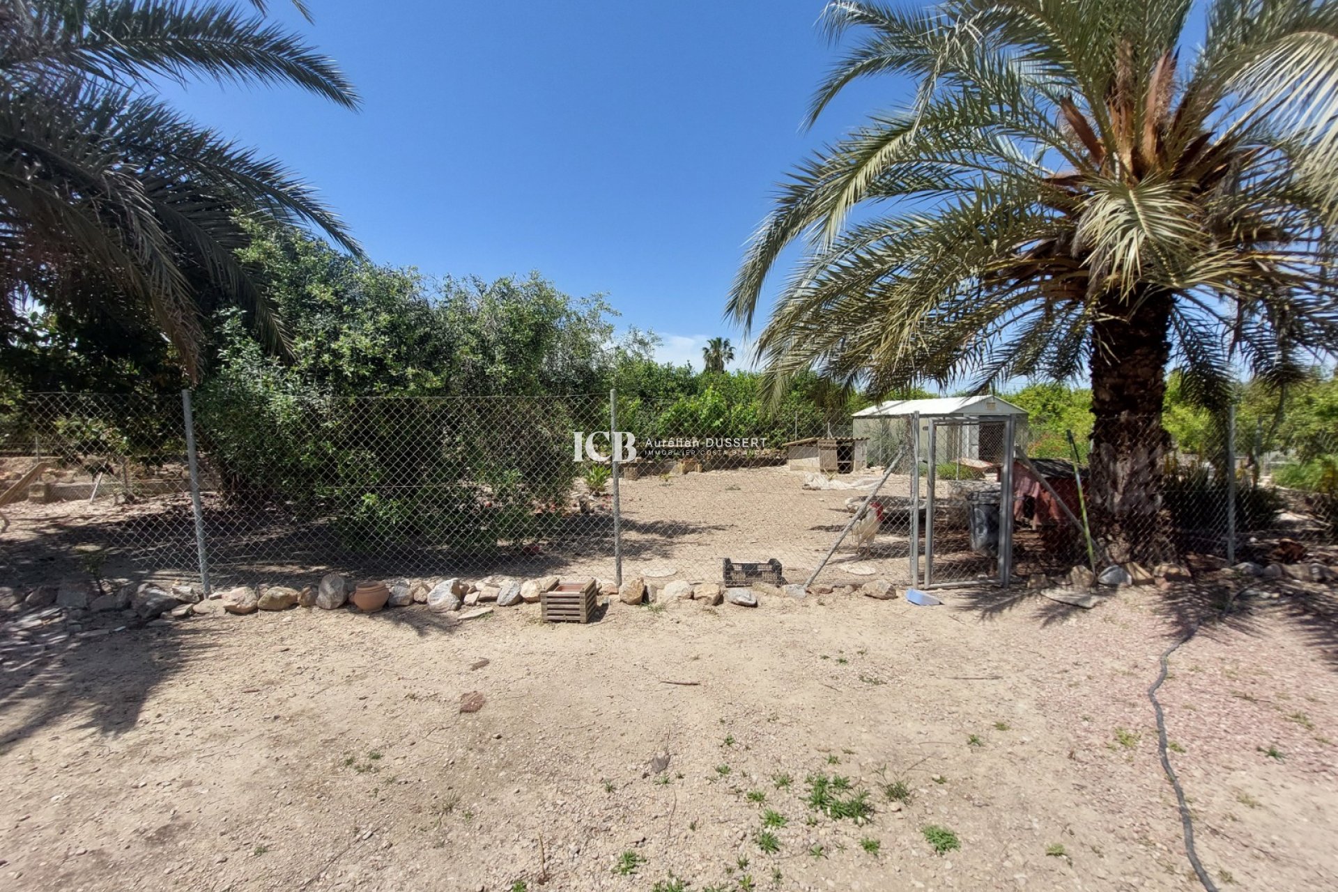 Resale - Finca -
San Miguel de Salinas