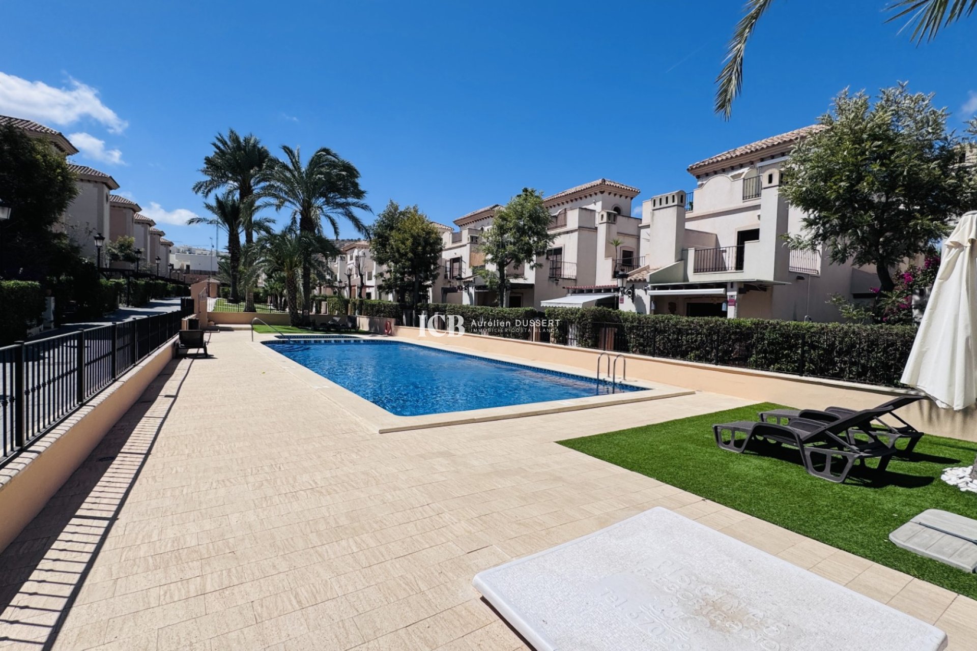 Resale - Townhouse -
Algorfa - Finca Golf