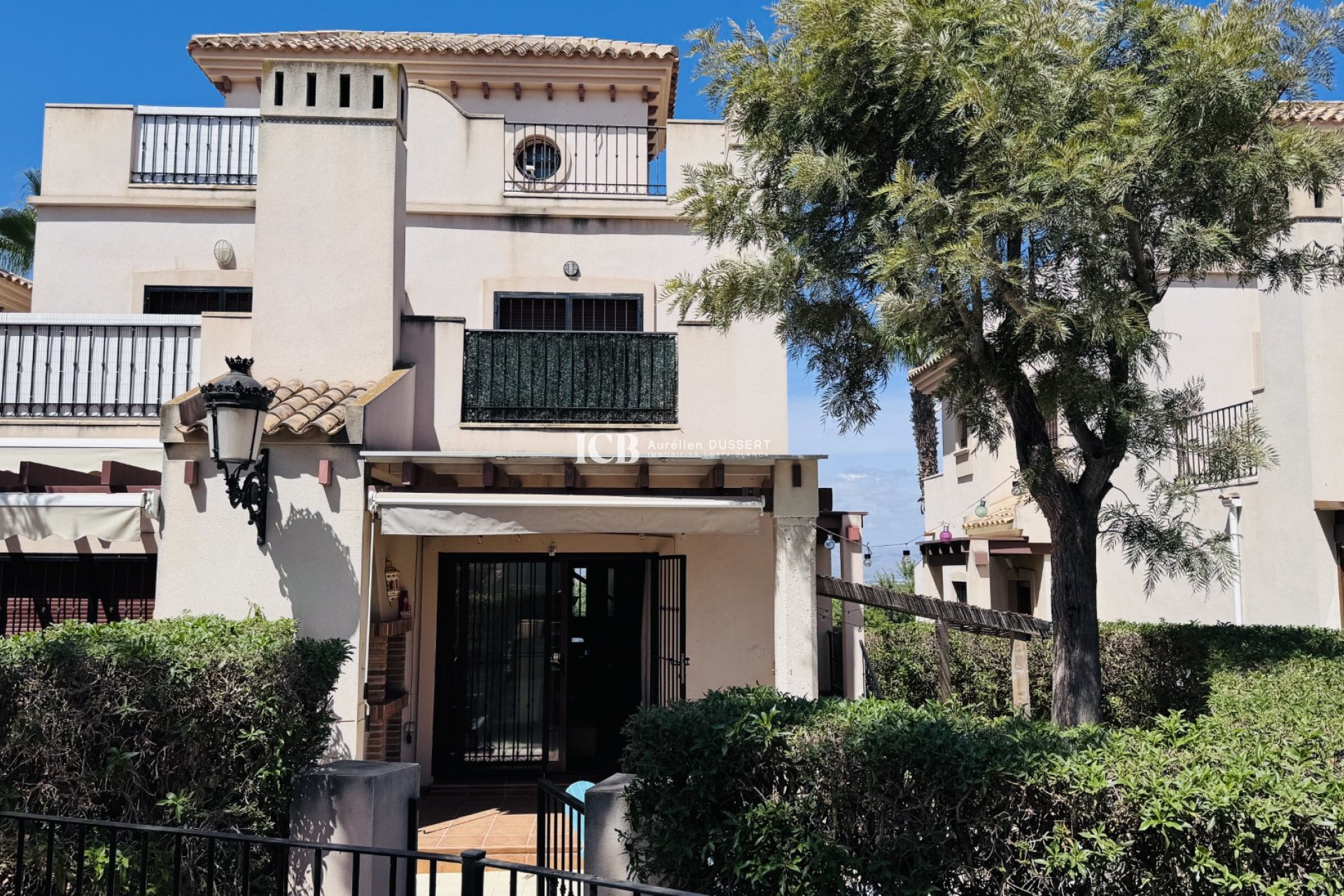 Resale - Townhouse -
Algorfa - Finca Golf