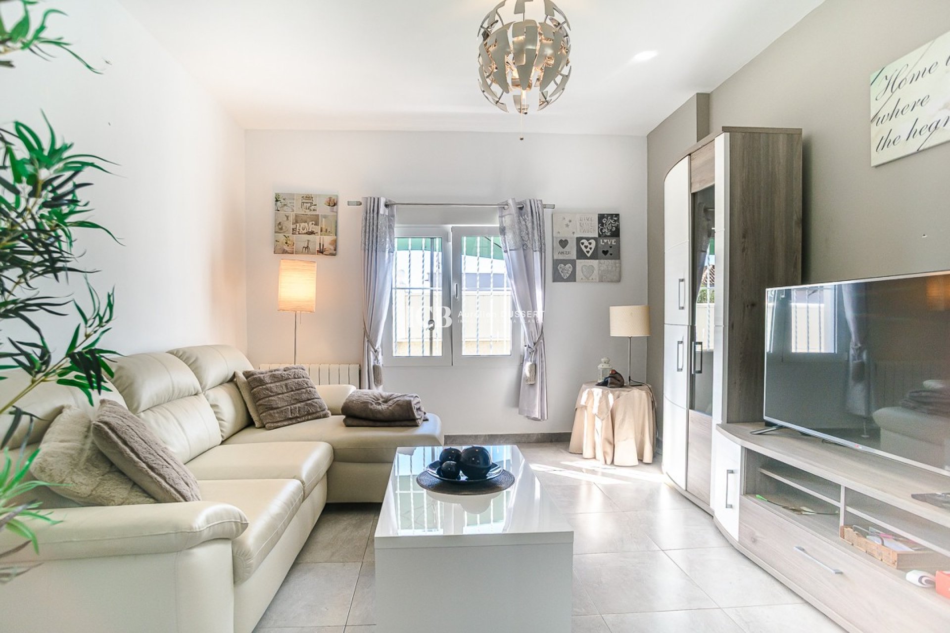 Resale - Townhouse -
Algorfa
