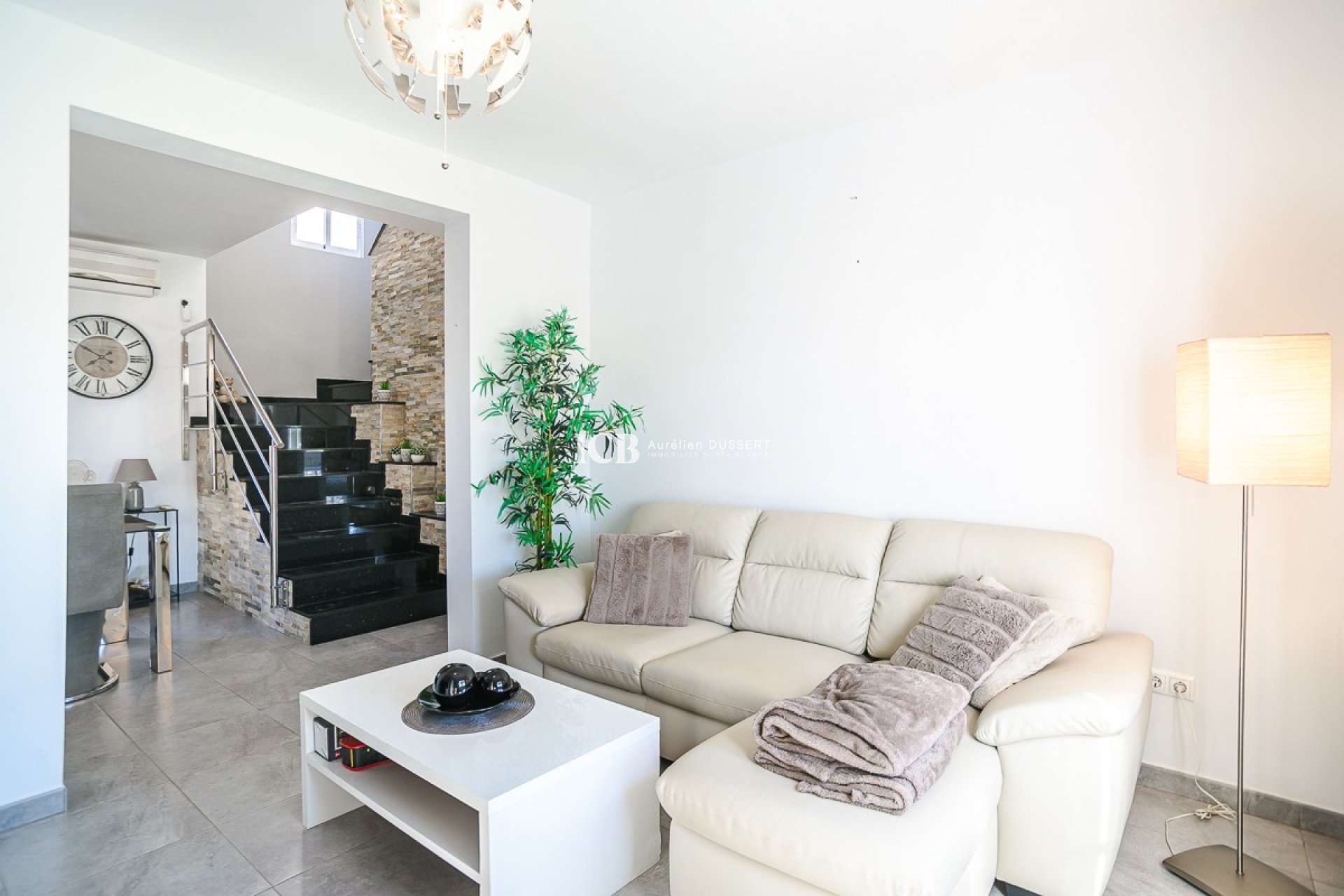 Resale - Townhouse -
Algorfa