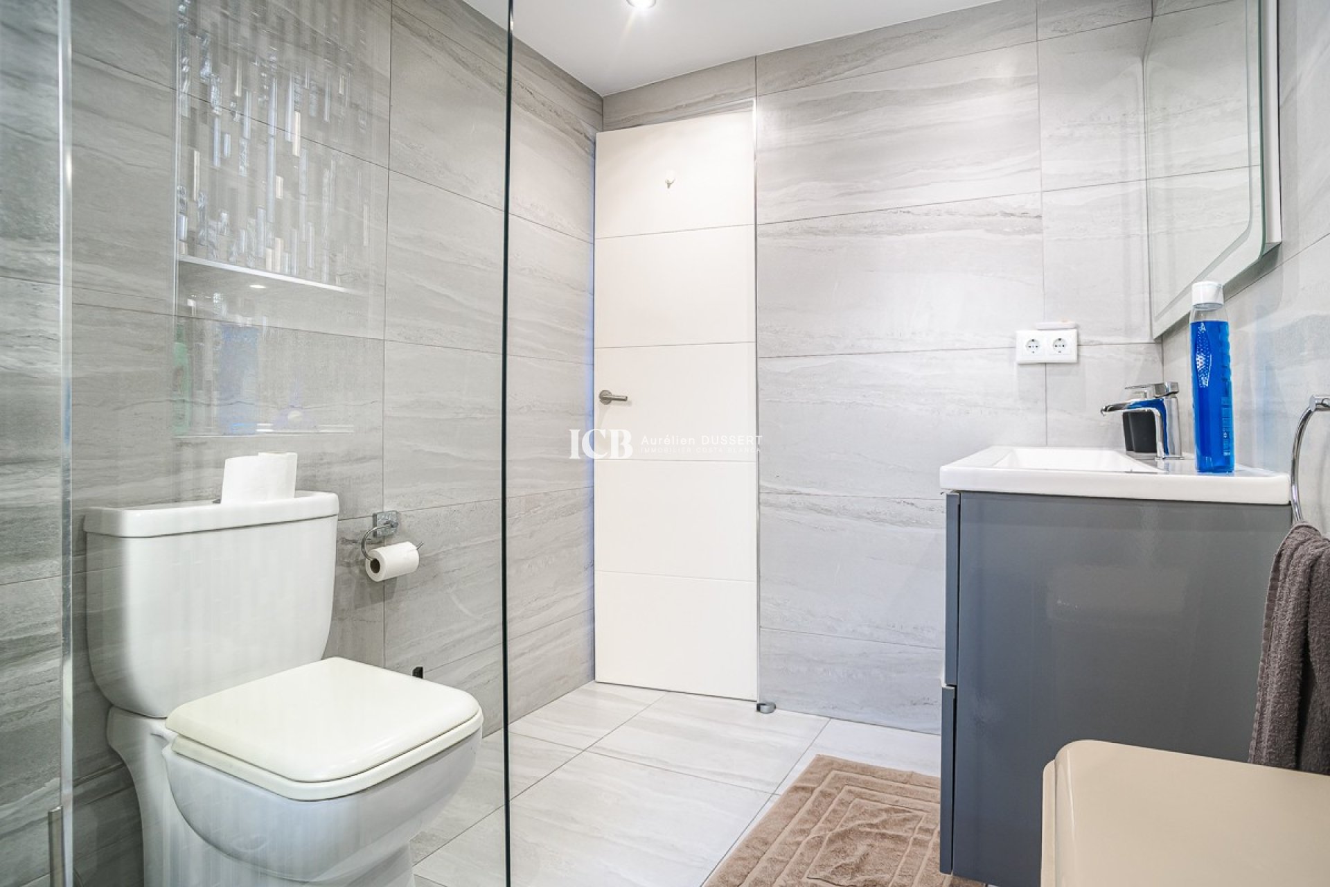 Resale - Townhouse -
Algorfa