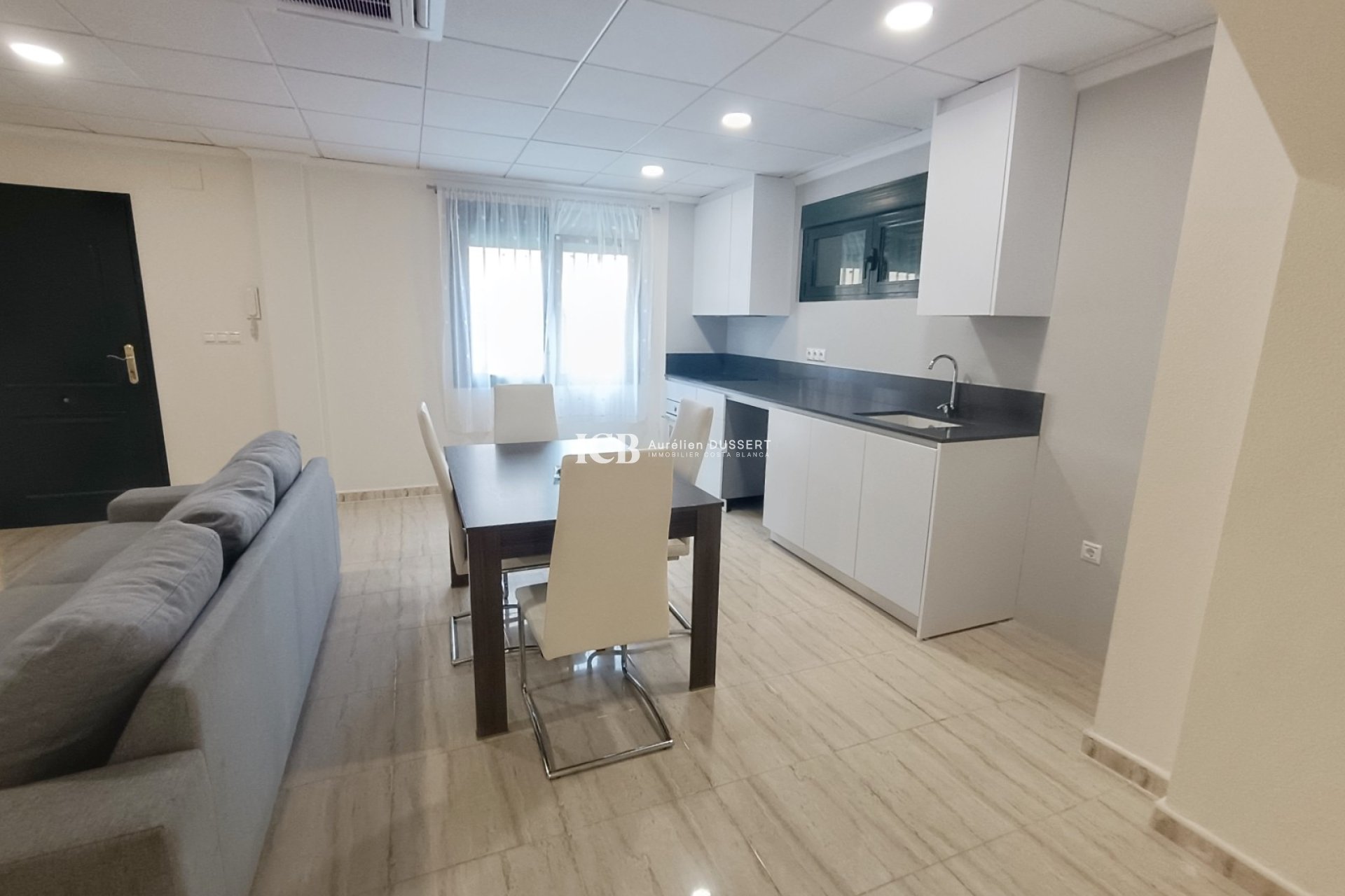 Resale - Townhouse -
Ciudad Quesada - Doña pepa