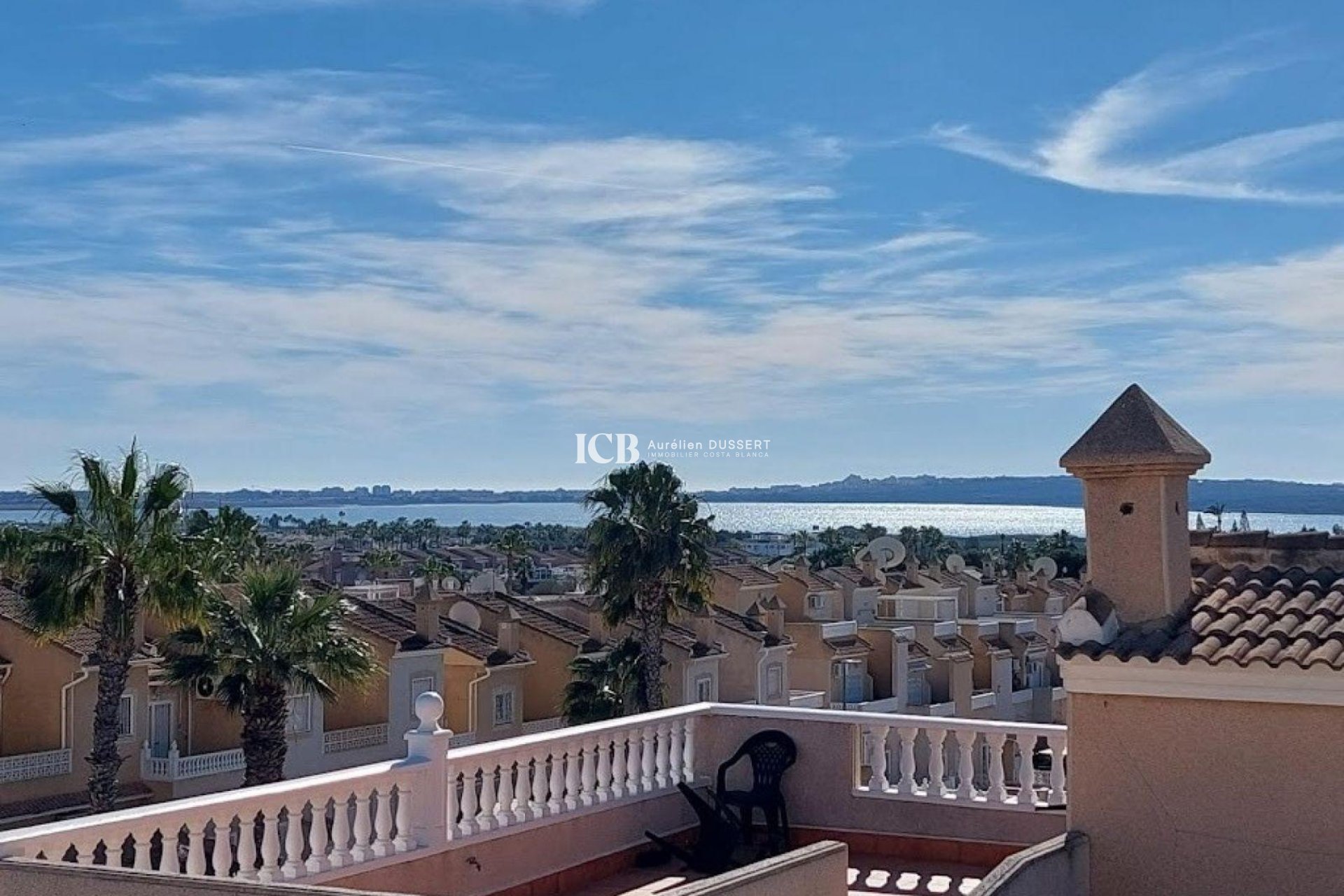 Resale - Townhouse -
Ciudad Quesada - Doña pepa