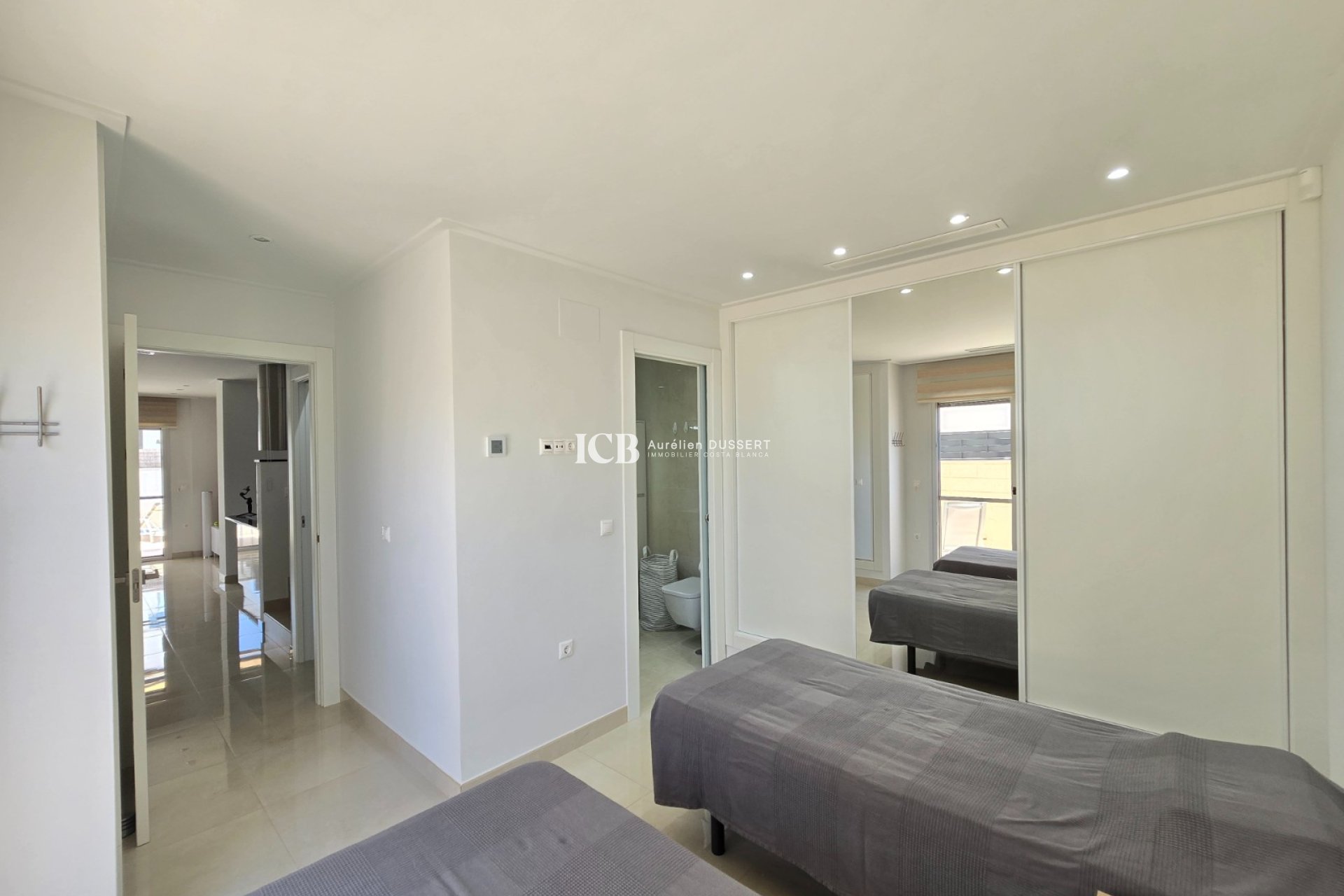 Resale - Townhouse -
Ciudad Quesada - Doña pepa