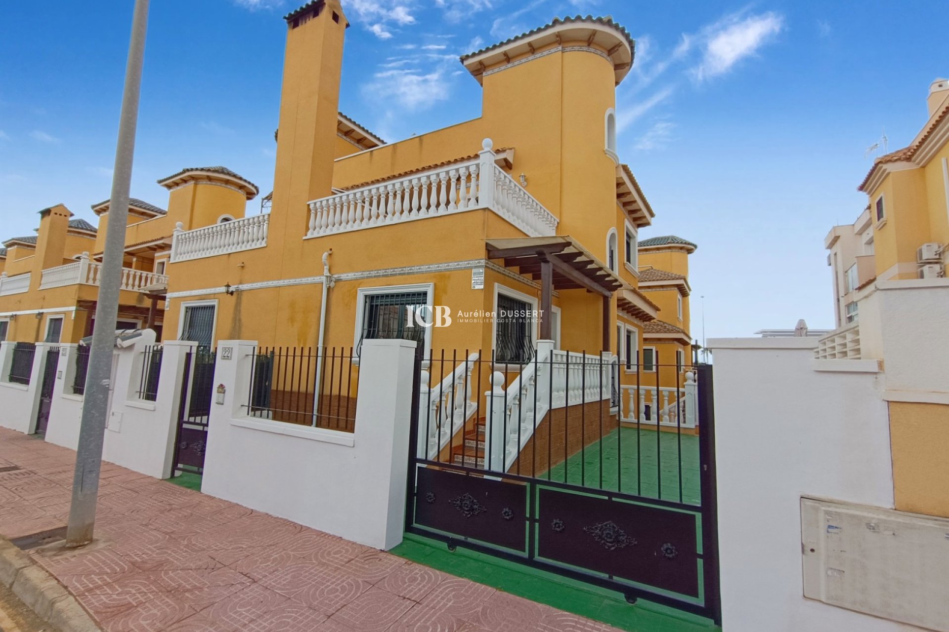 Resale - Townhouse -
Ciudad Quesada - Lo marabú