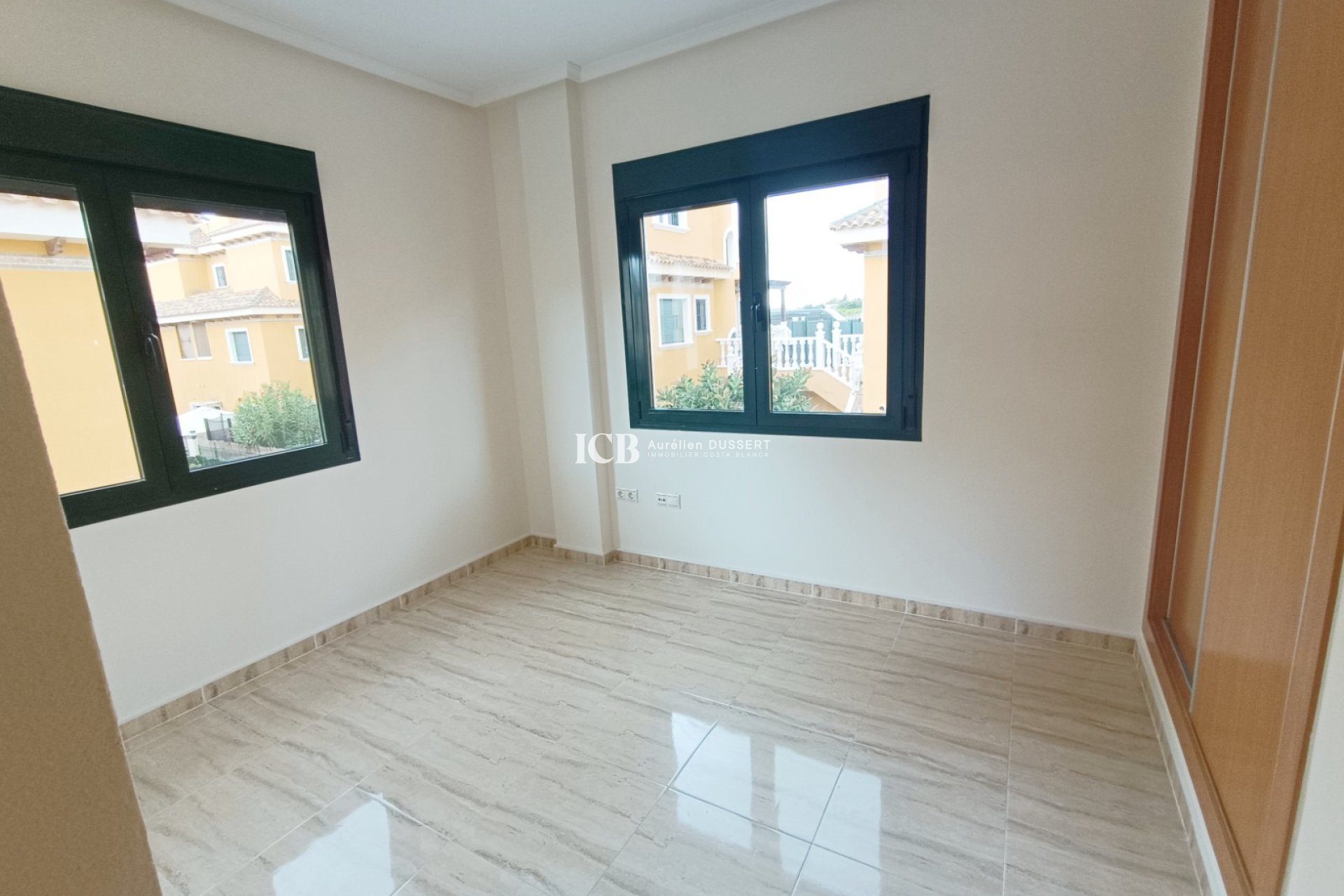 Resale - Townhouse -
Ciudad Quesada - Lo marabú