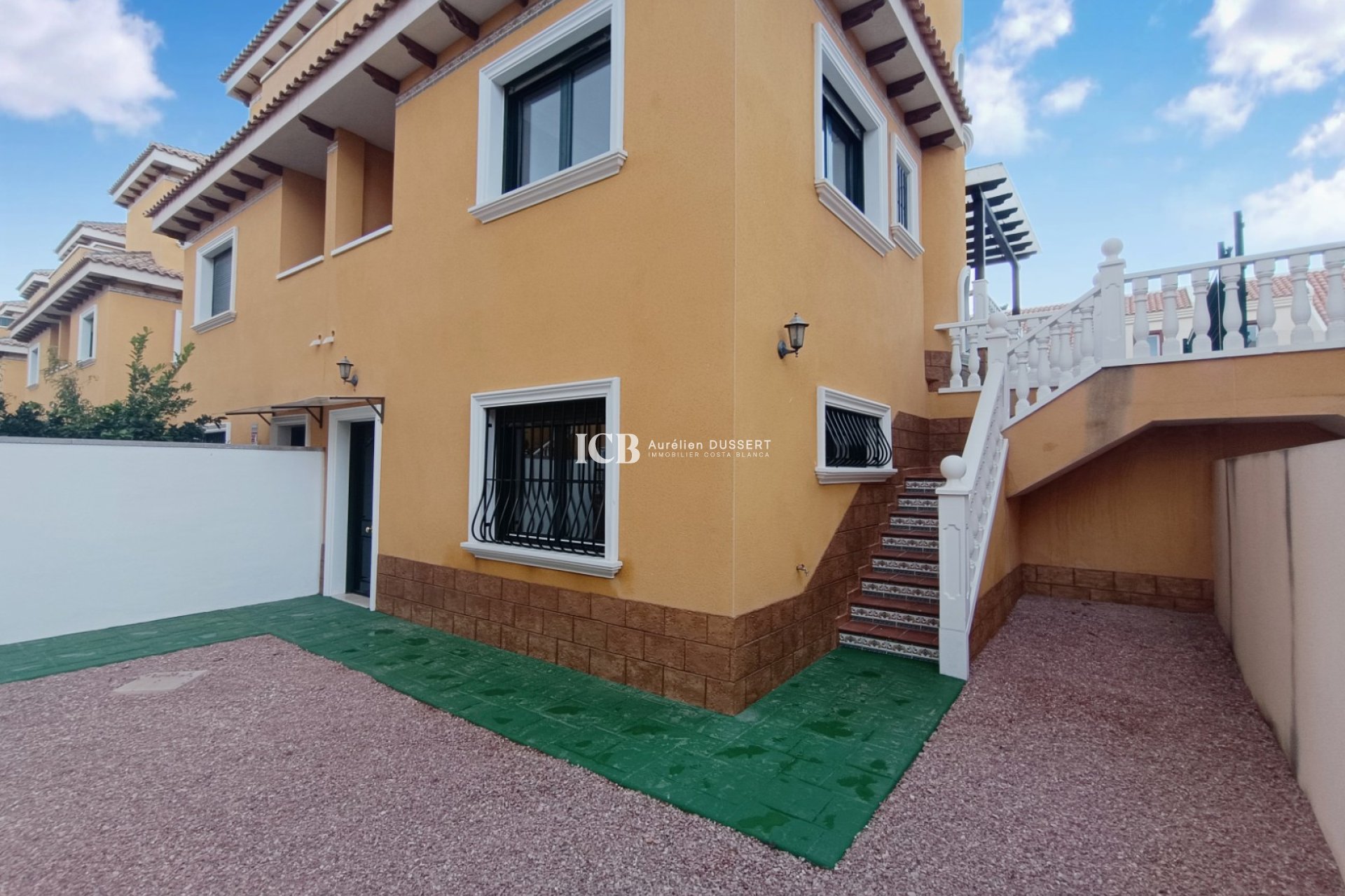 Resale - Townhouse -
Ciudad Quesada - Lo marabú