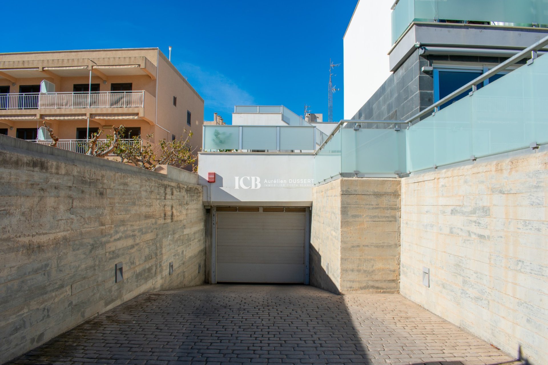 Resale - Townhouse -
Guardamar del Segura - Guardamar Playa