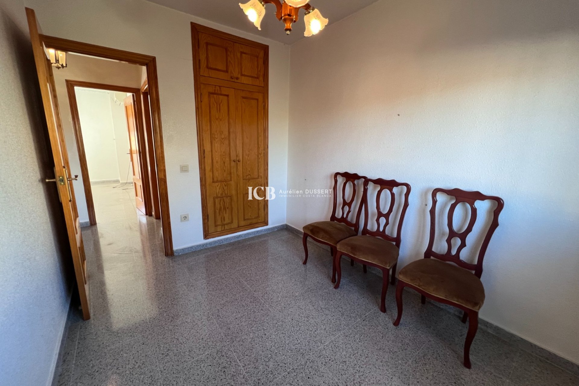 Resale - Townhouse -
Jacarilla