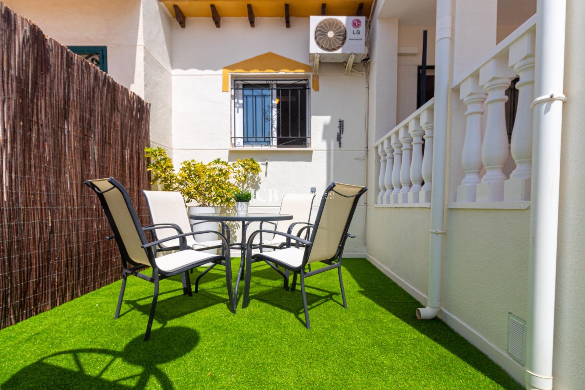 Resale - Townhouse -
Los Altos - Torrevieja