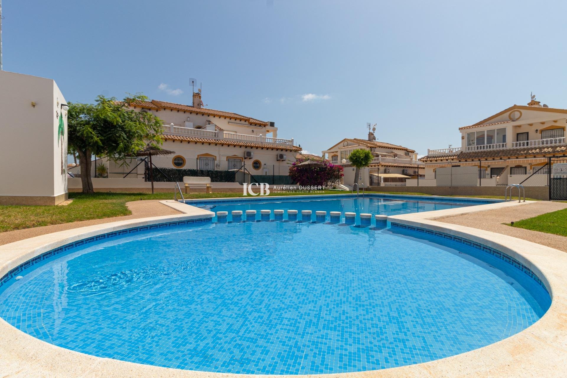 Resale - Townhouse -
Los Altos - Torrevieja