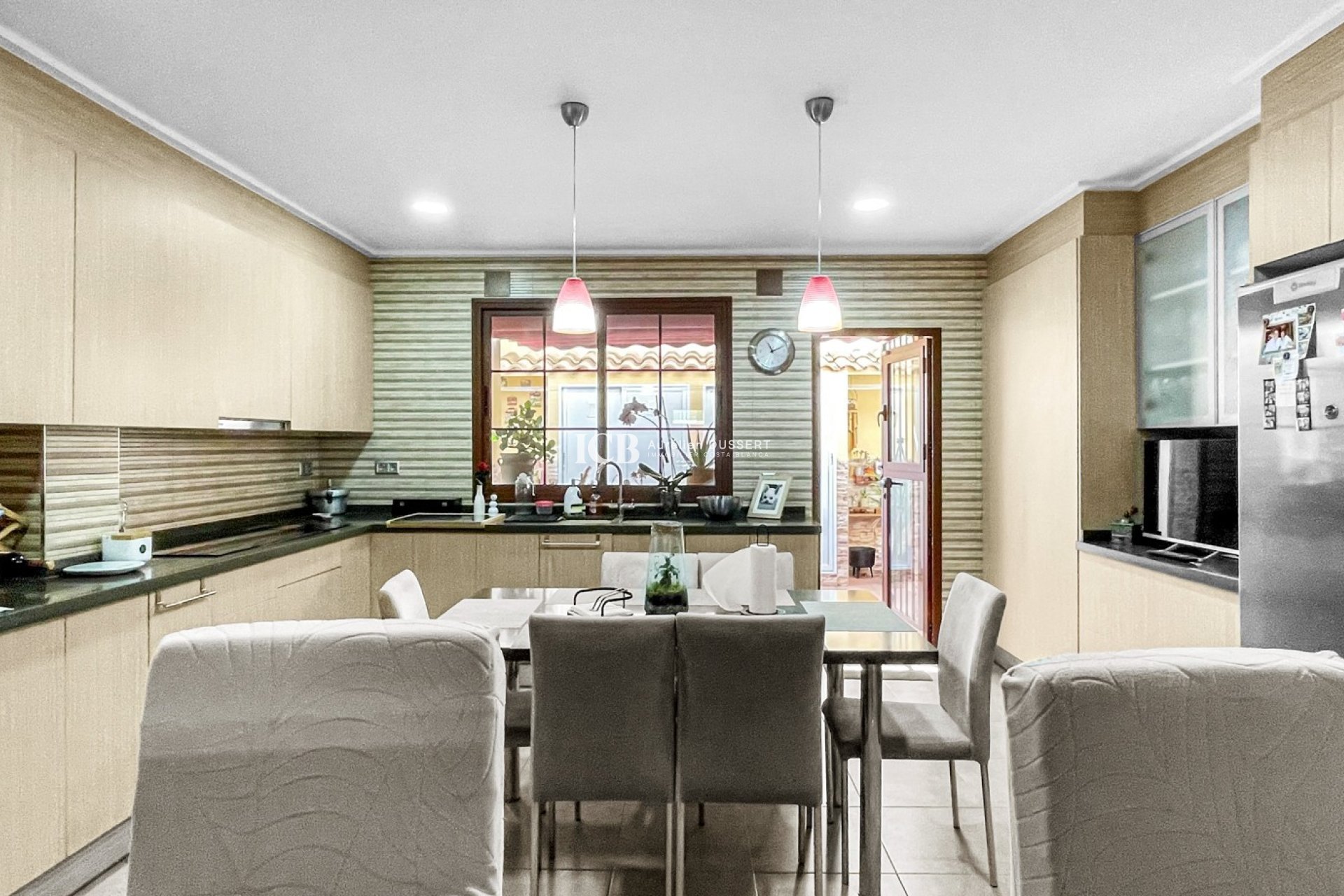 Resale - Townhouse -
Los Altos - Torrevieja