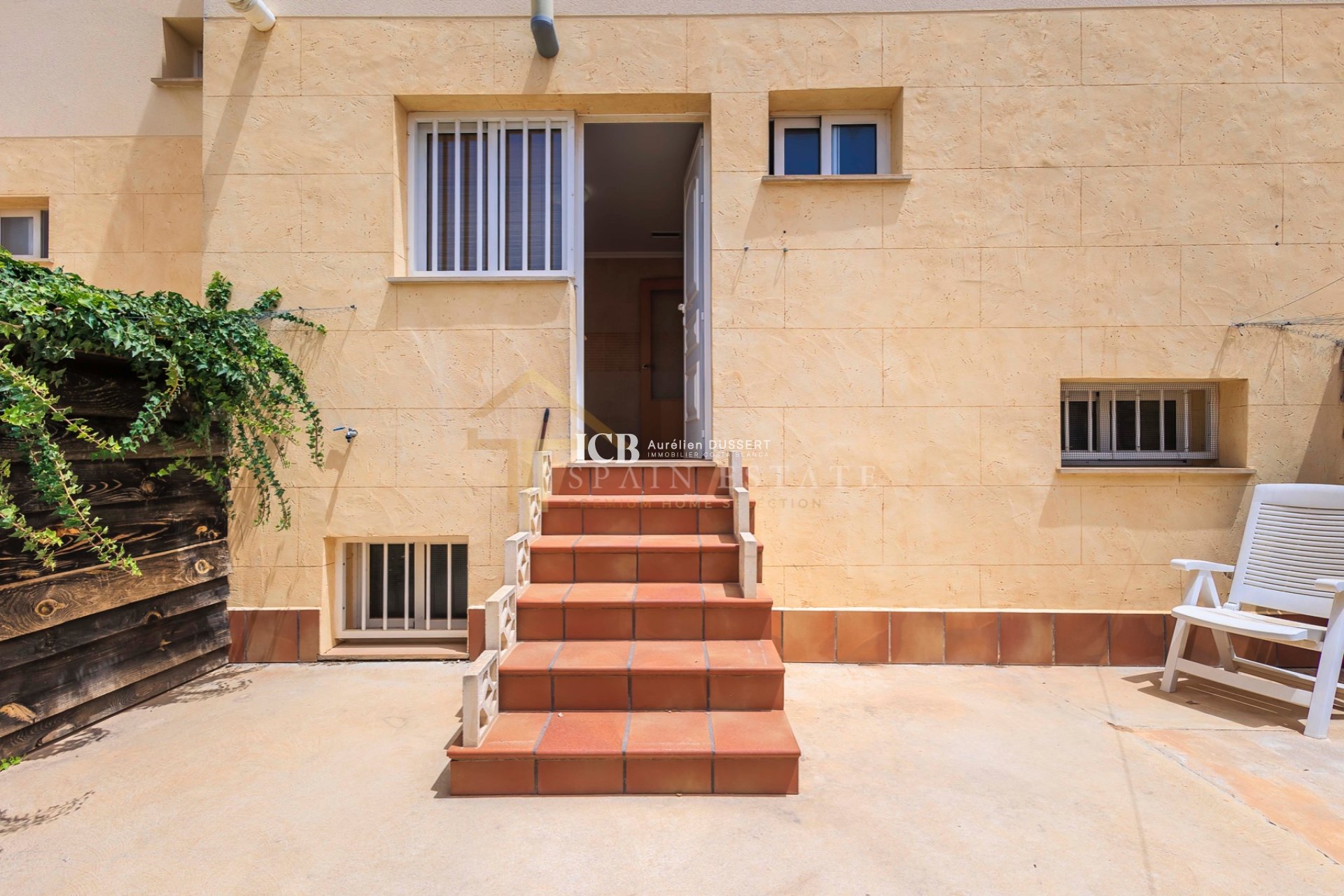 Resale - Townhouse -
Los Montesinos - Alicante