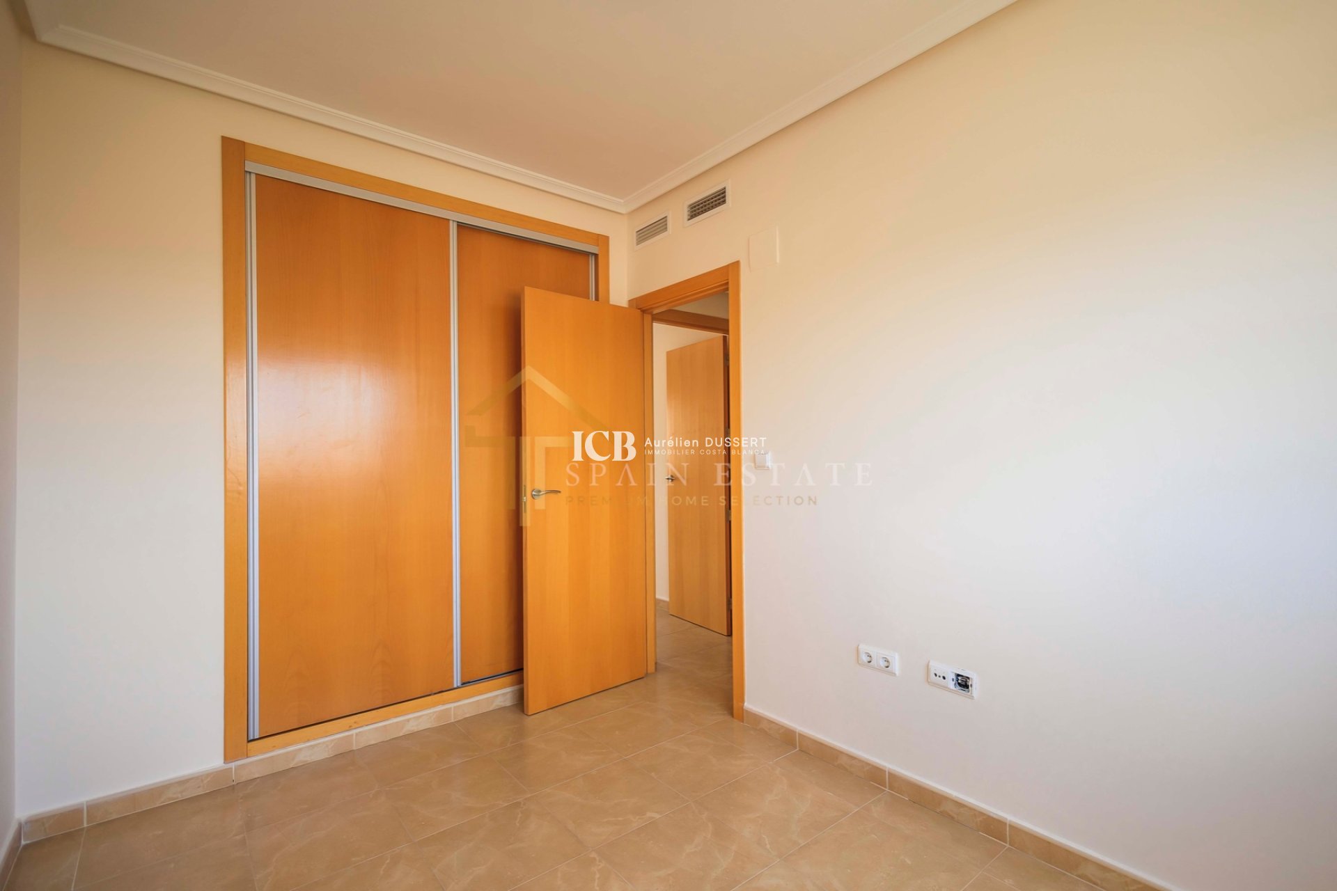 Resale - Townhouse -
Los Montesinos - Alicante