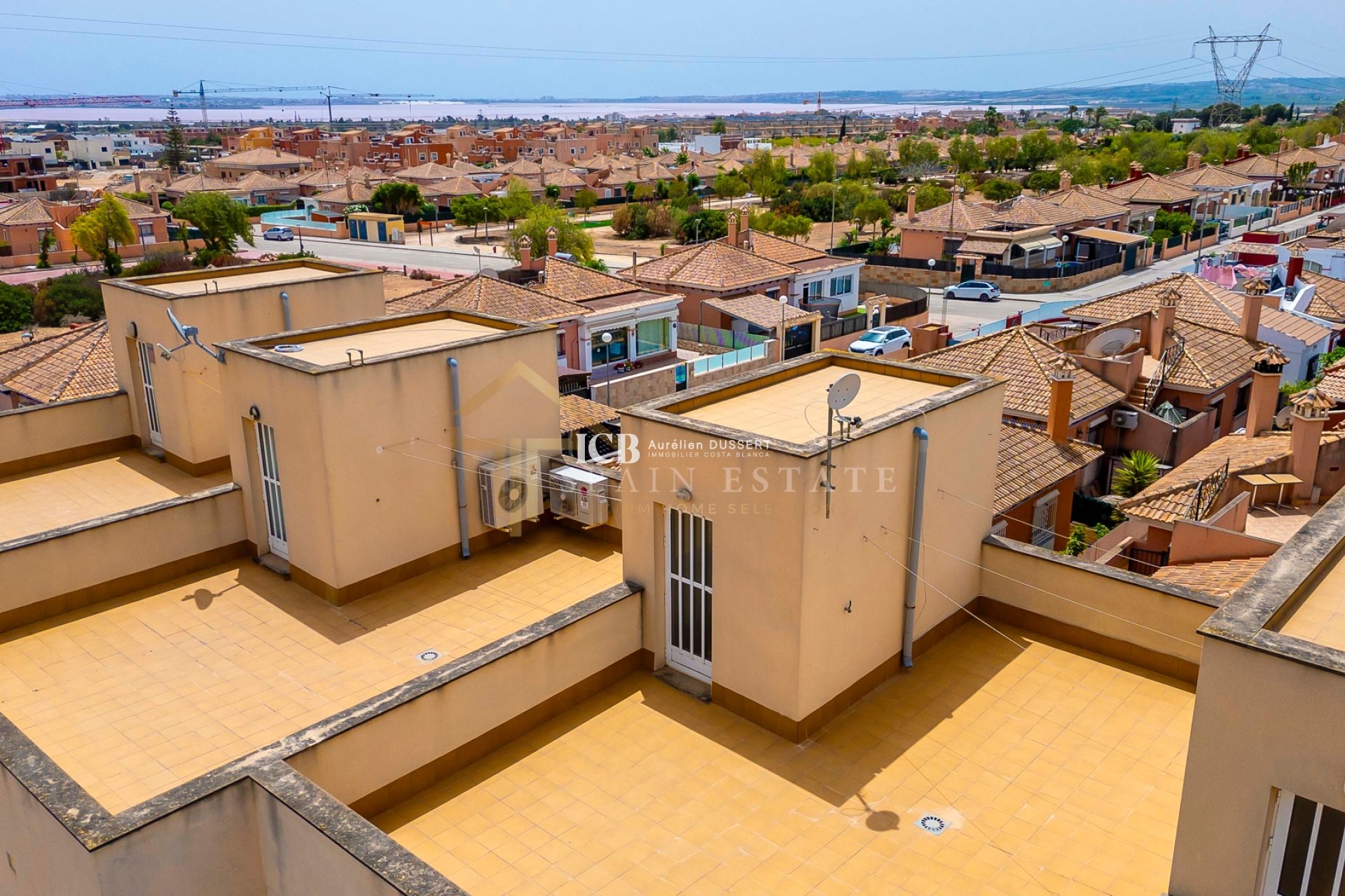 Resale - Townhouse -
Los Montesinos - Alicante