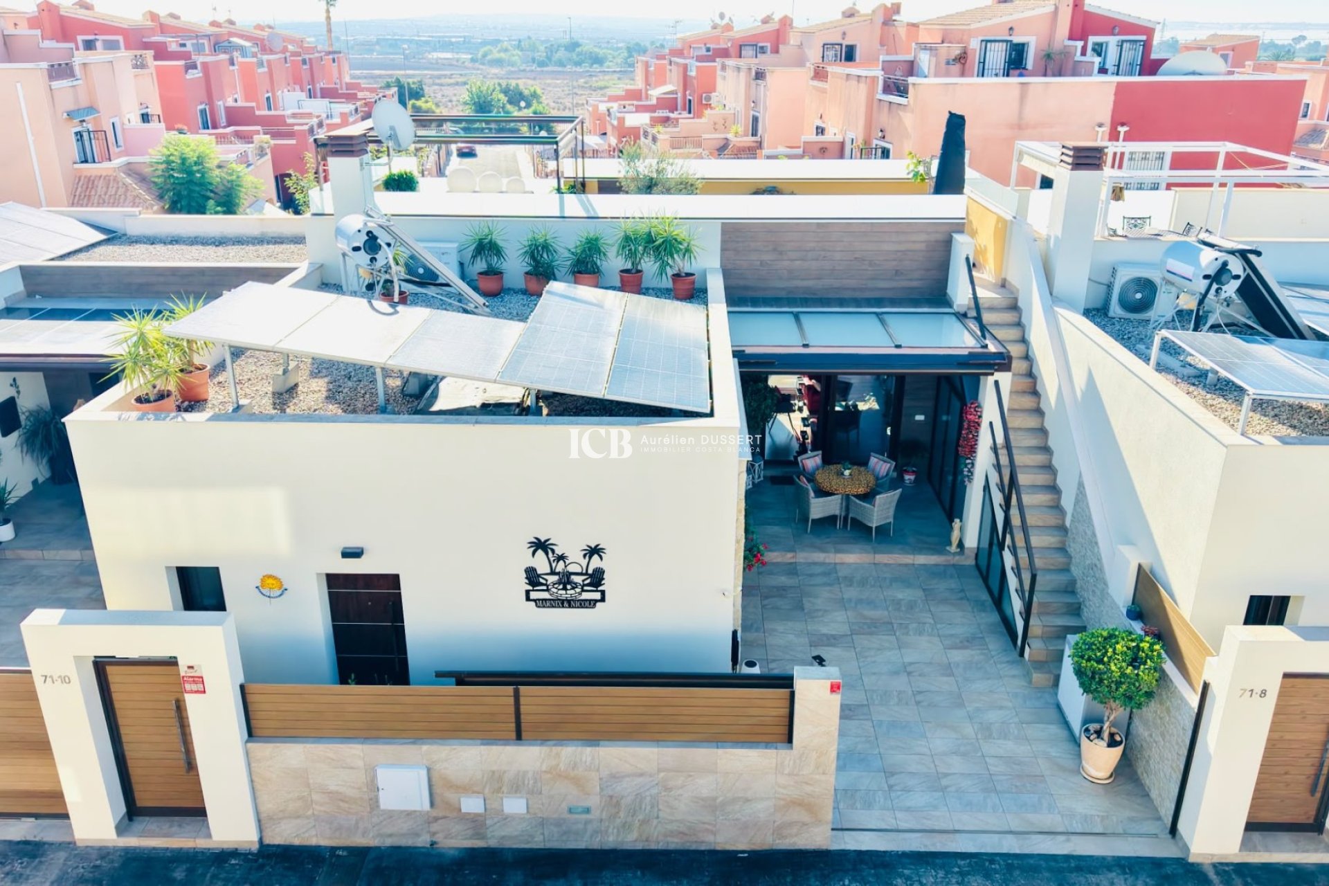 Resale - Townhouse -
Los Montesinos - La Herada
