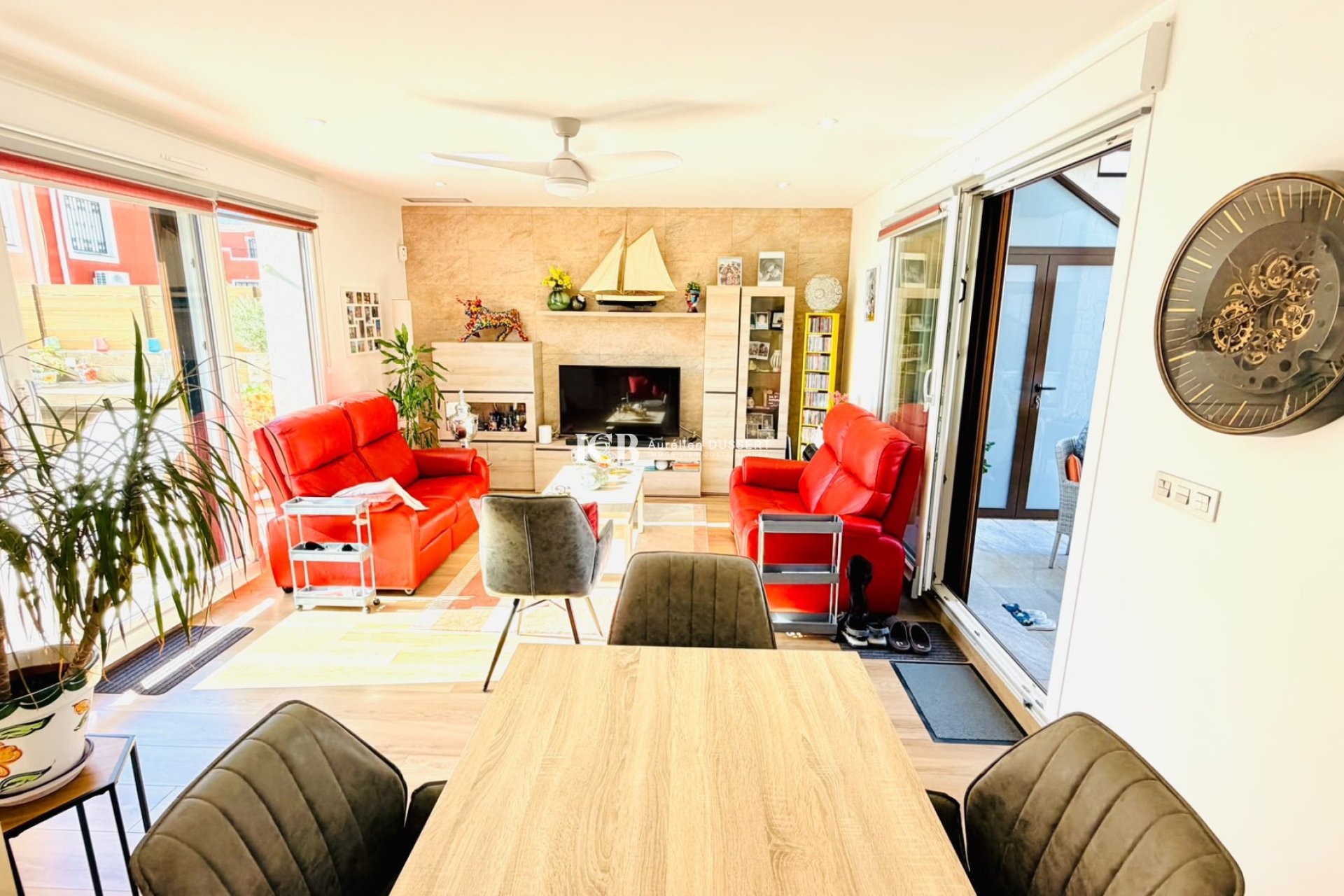 Resale - Townhouse -
Los Montesinos - La Herada