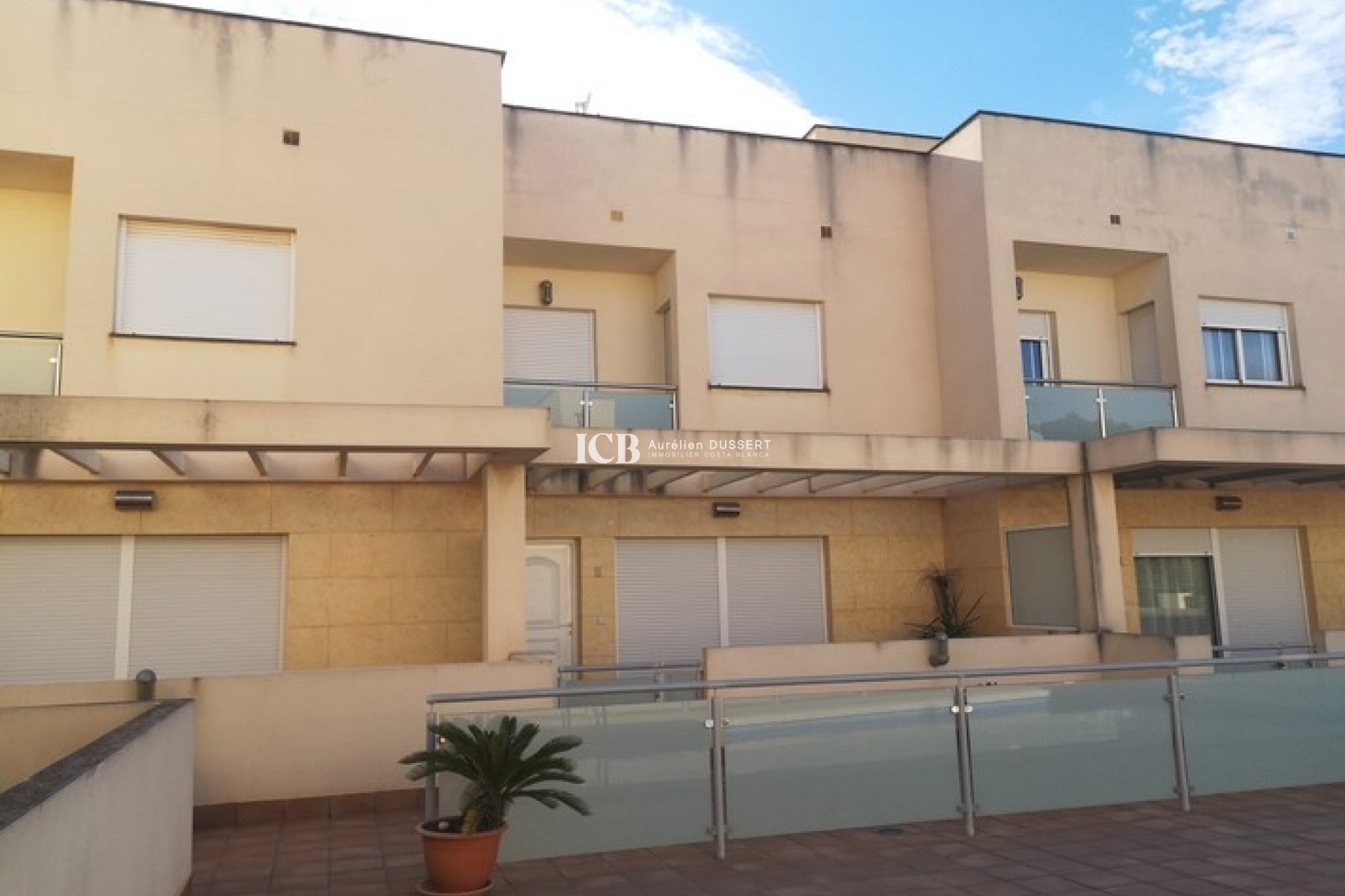 Resale - Townhouse -
Los Montesinos - La Herrada