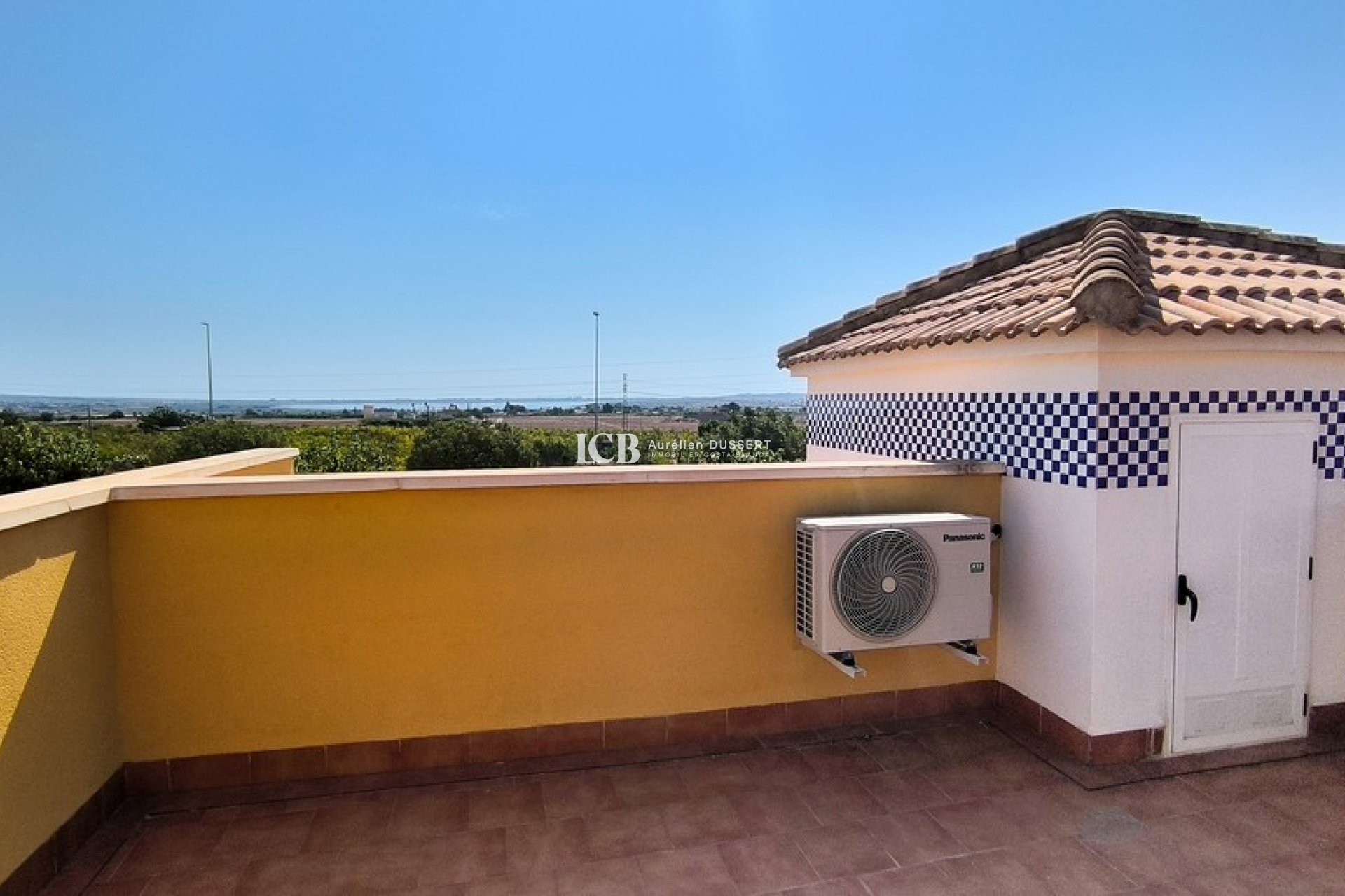 Resale - Townhouse -
Los Montesinos - La Herrada