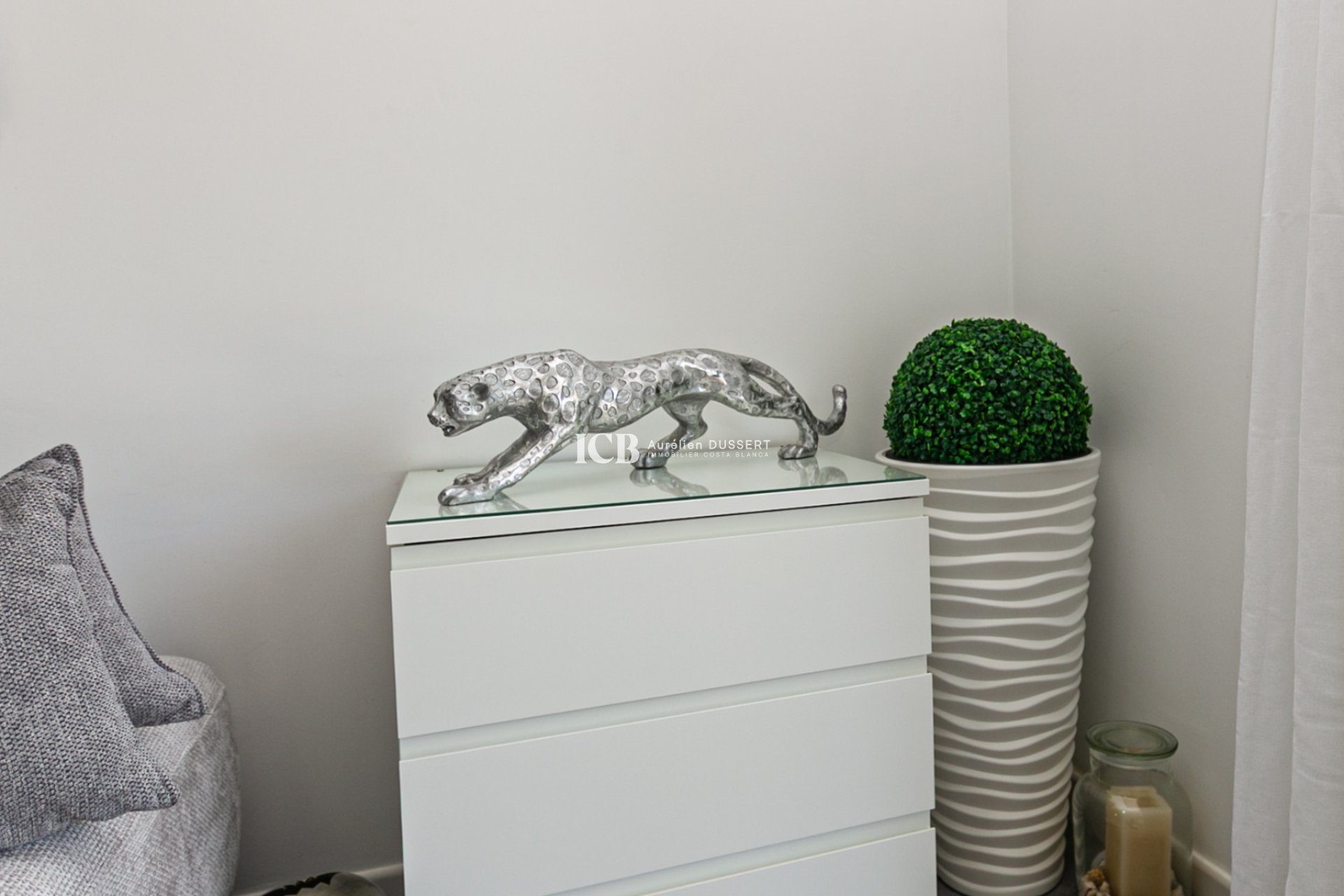 Resale - Townhouse -
Mil Palmeras