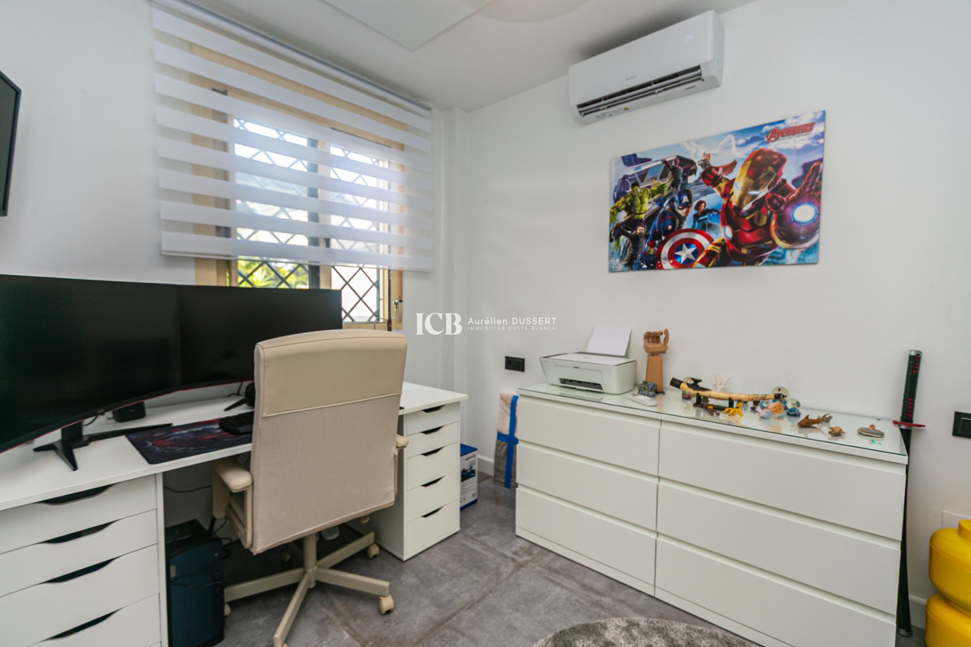 Resale - Townhouse -
Mil Palmeras