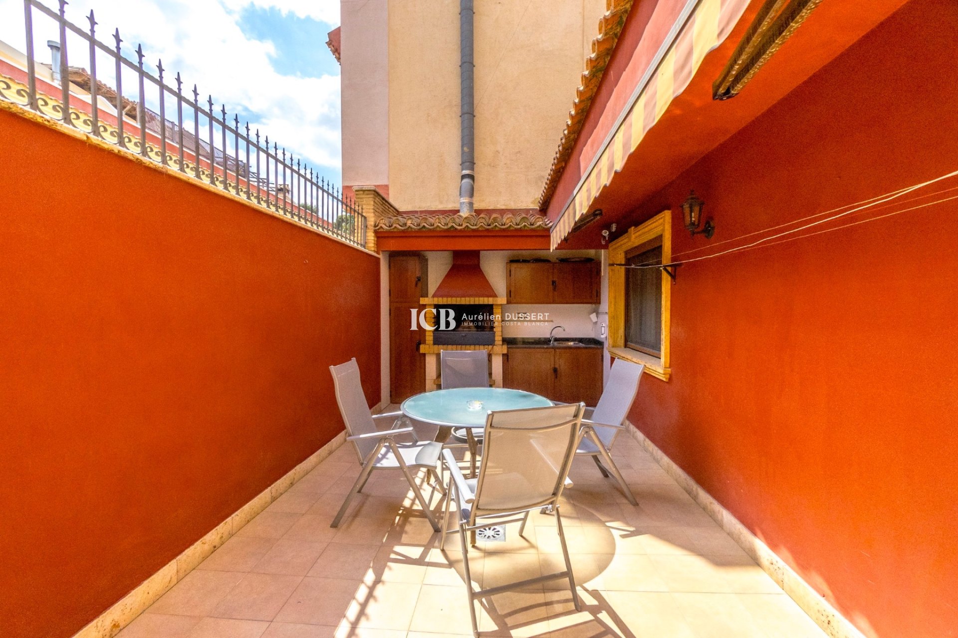 Resale - Townhouse -
Orihuela City - Orihuela