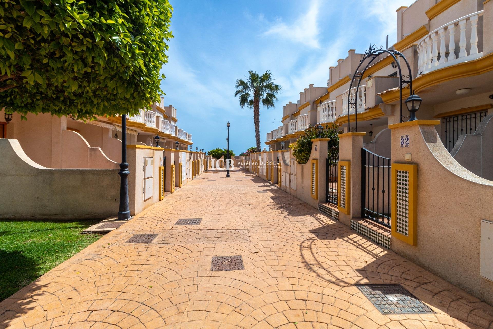 Resale - Townhouse -
Orihuela Costa - Cabo Roig