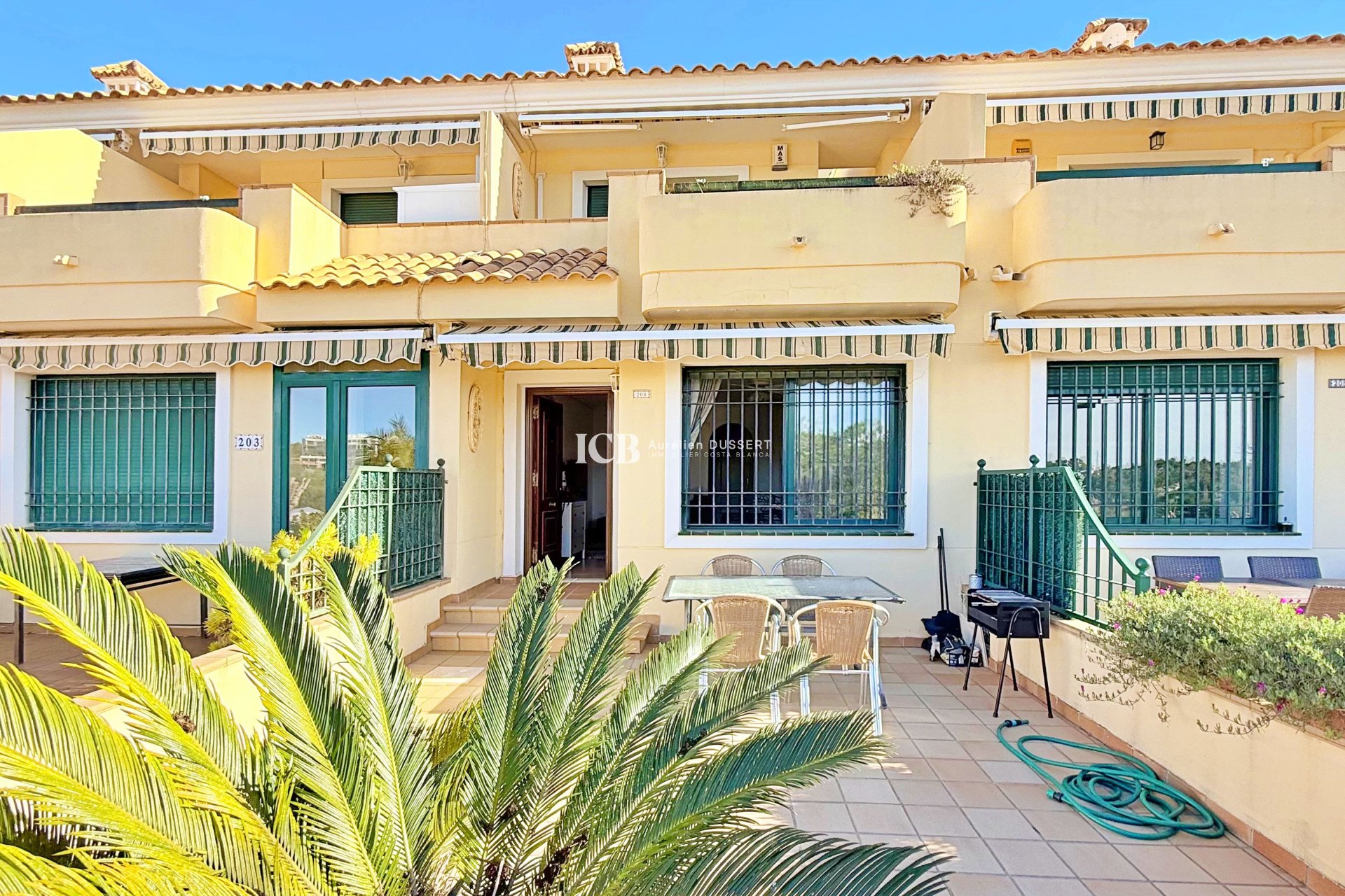 Resale - Townhouse -
Orihuela Costa - Campoamor Golf