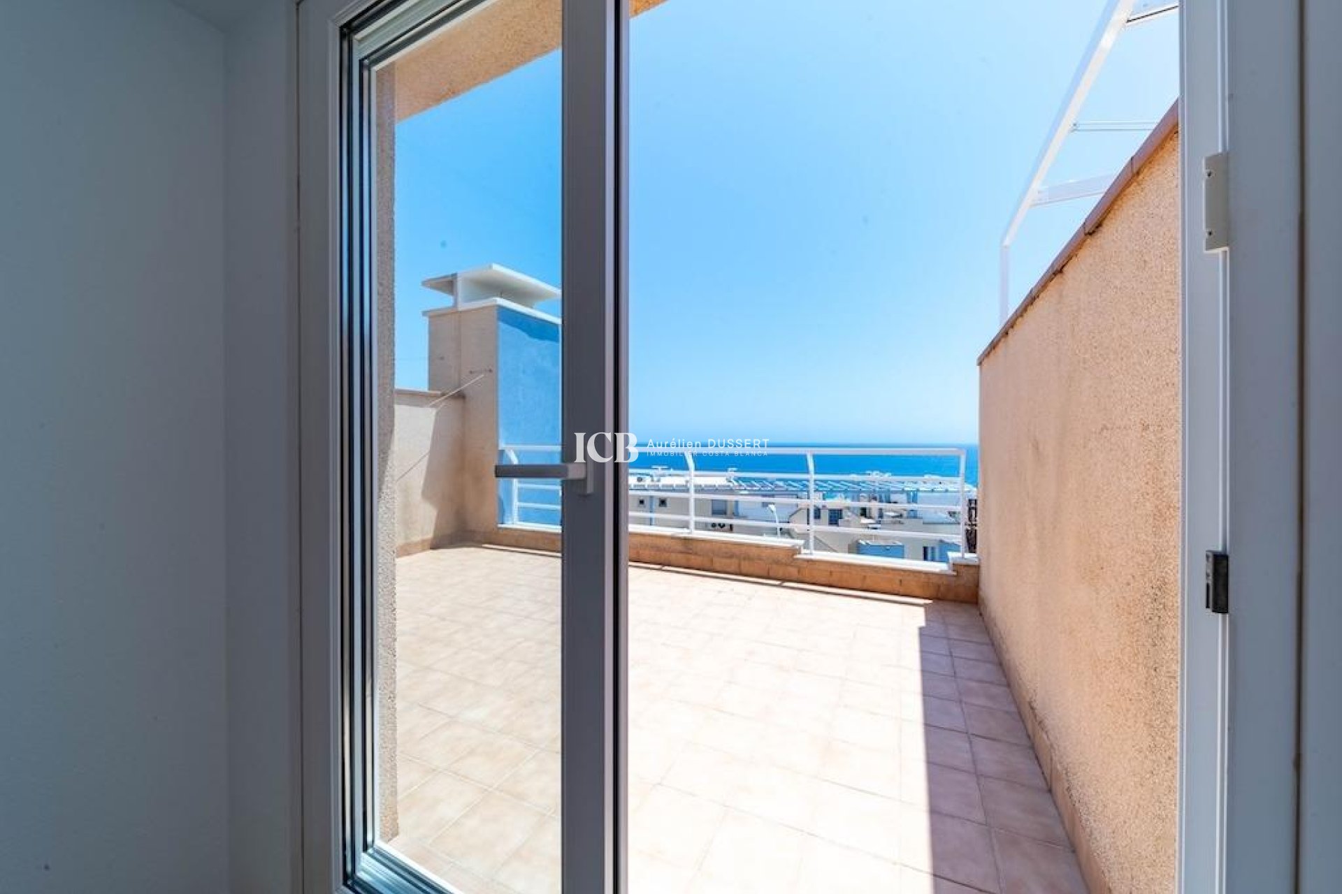 Resale - Townhouse -
Orihuela Costa - Campoamor